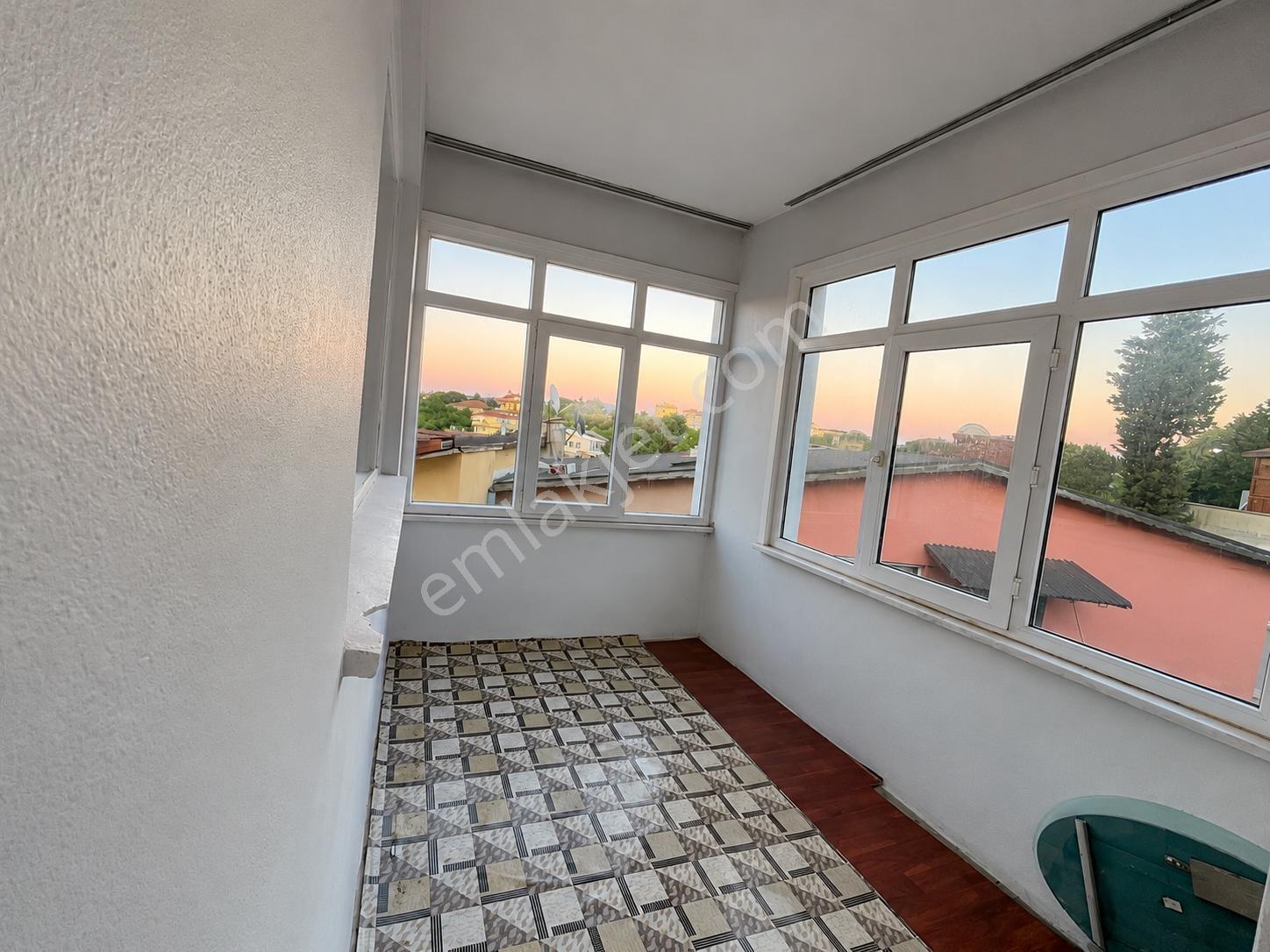Kanlıca'da Kısmi Deniz Manzaralı Bahçeli Satılık Müstakil Villa - Görsel 5