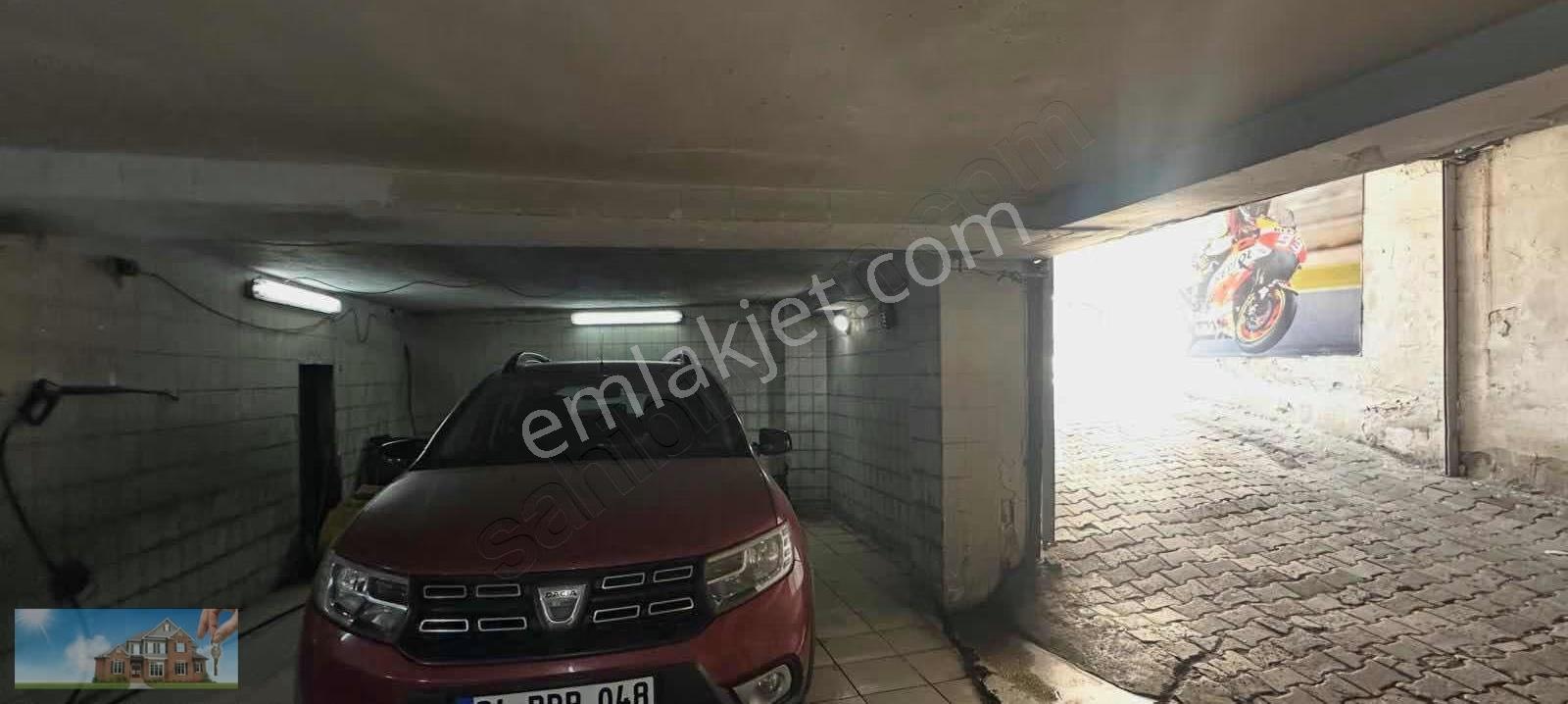 Barış'tan Merkezi Cadde Üzeri 2 Katlı Otopark Oto Yıkama - Görsel 9