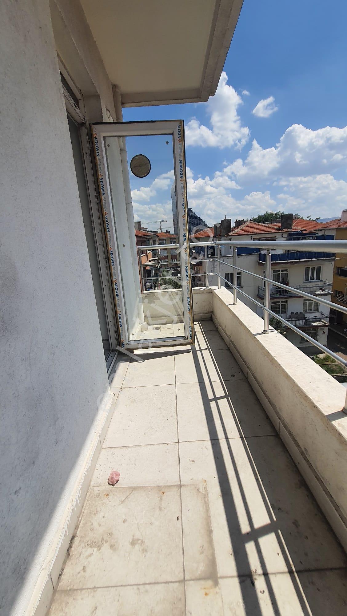 Ankara Ziraat Mah. Cadde Cepheli Köşe Konumda 85m² Kiralık Ofis - Görsel 11
