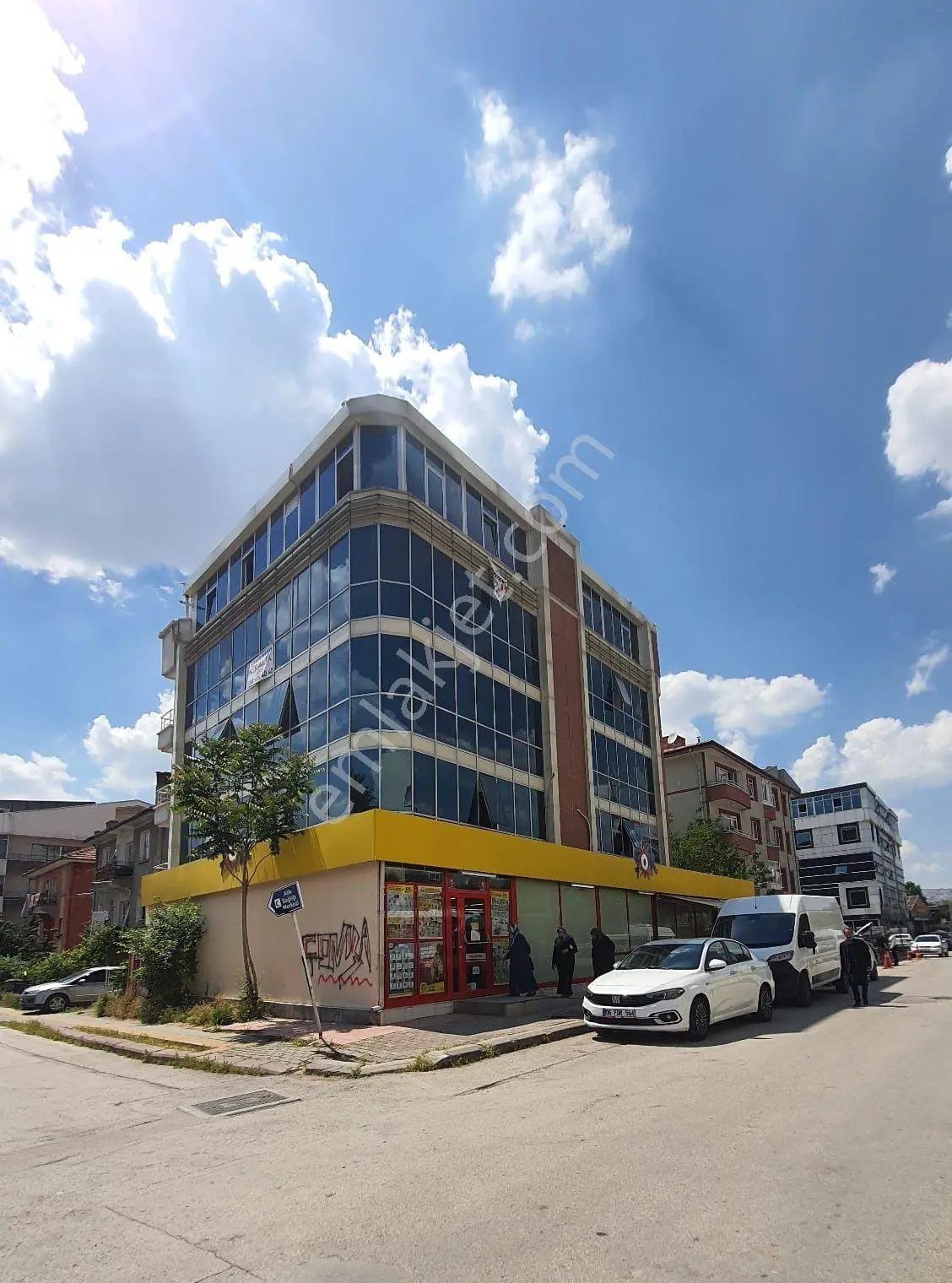 Ankara Ziraat Mah. Cadde Cepheli Köşe Konumda 85m² Kiralık Ofis - Görsel 3