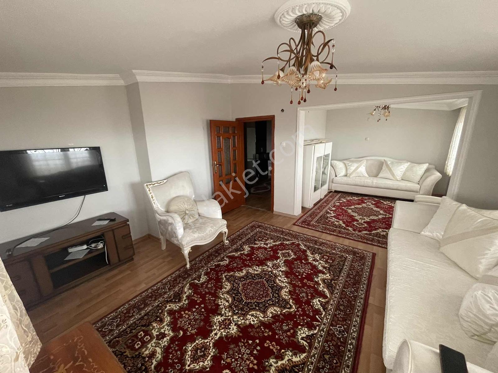Başar Gayrimenkul Den 2+1 Full Eşyalı Merkezi Kiralık Daire