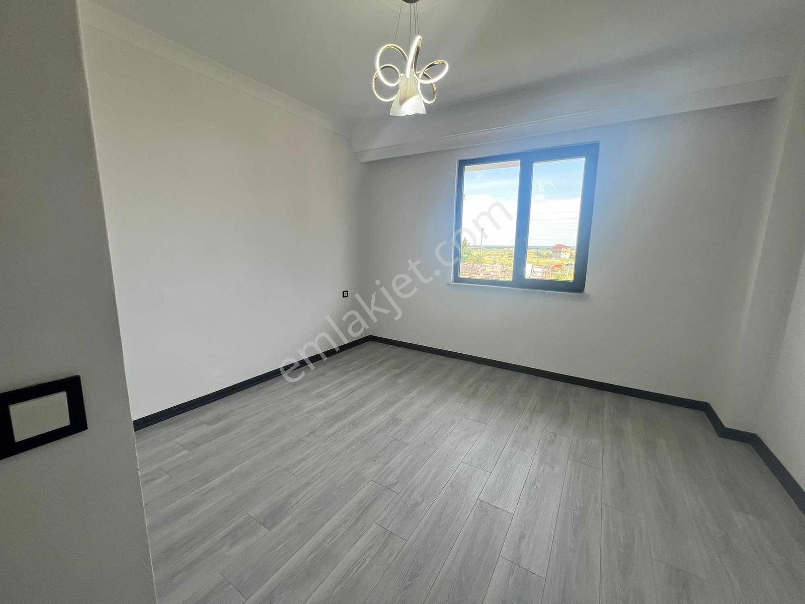 Kapaklı Yunus Emrede Satılık Modern 2+1 Bahçe Katı - Görsel 17