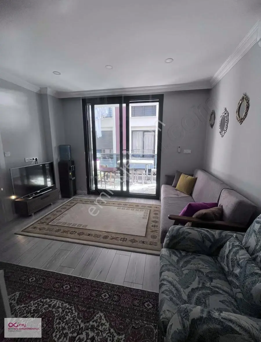 Ayvalık Sarımsaklı Kiralık Yazlık Denize 400 Mt Mesafede - Görsel 2