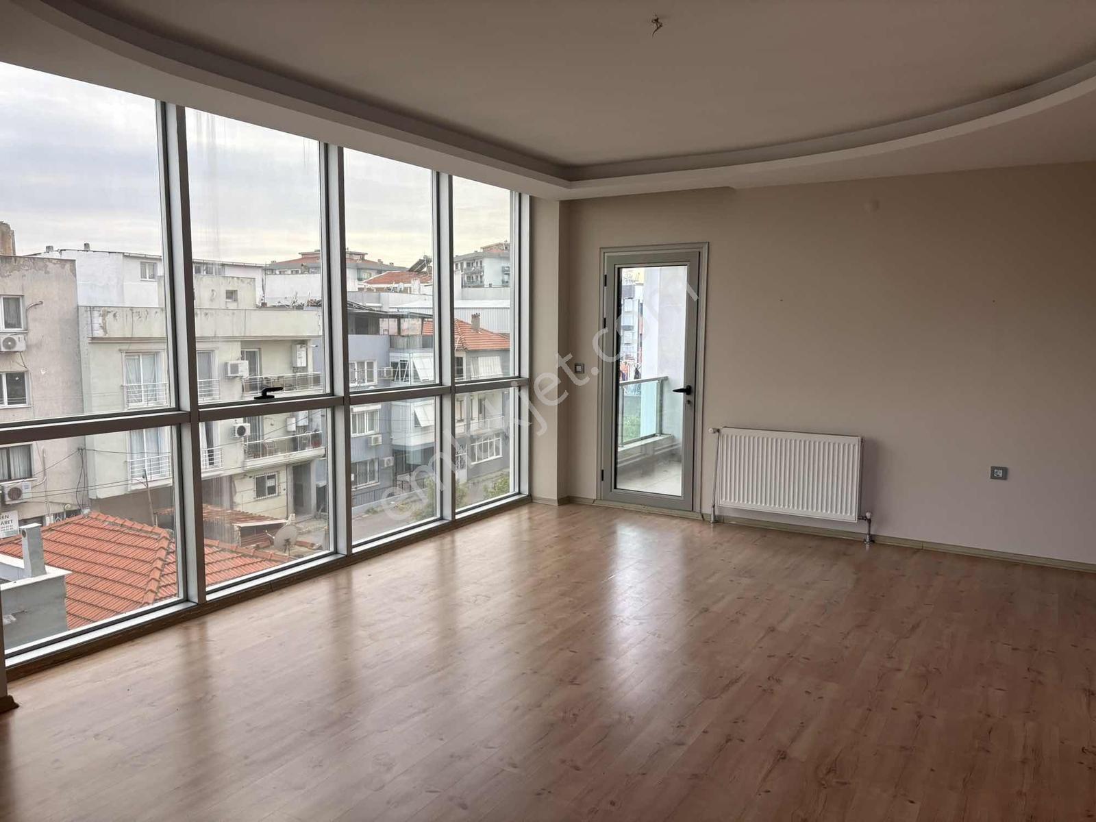 Ataşehir Bekişoğlu Rezidans'ta Kiralık Kilerli Köşe Konumda 3+1 - Görsel 13