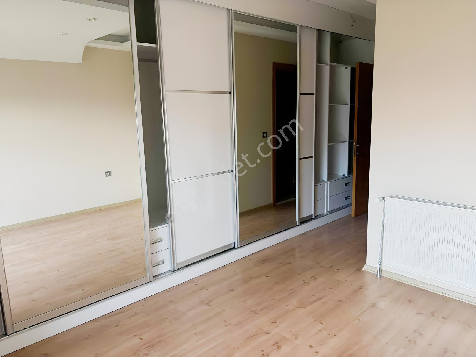 Ataşehir Bekişoğlu Rezidans'ta Kiralık Kilerli Köşe Konumda 3+1 - Görsel 17