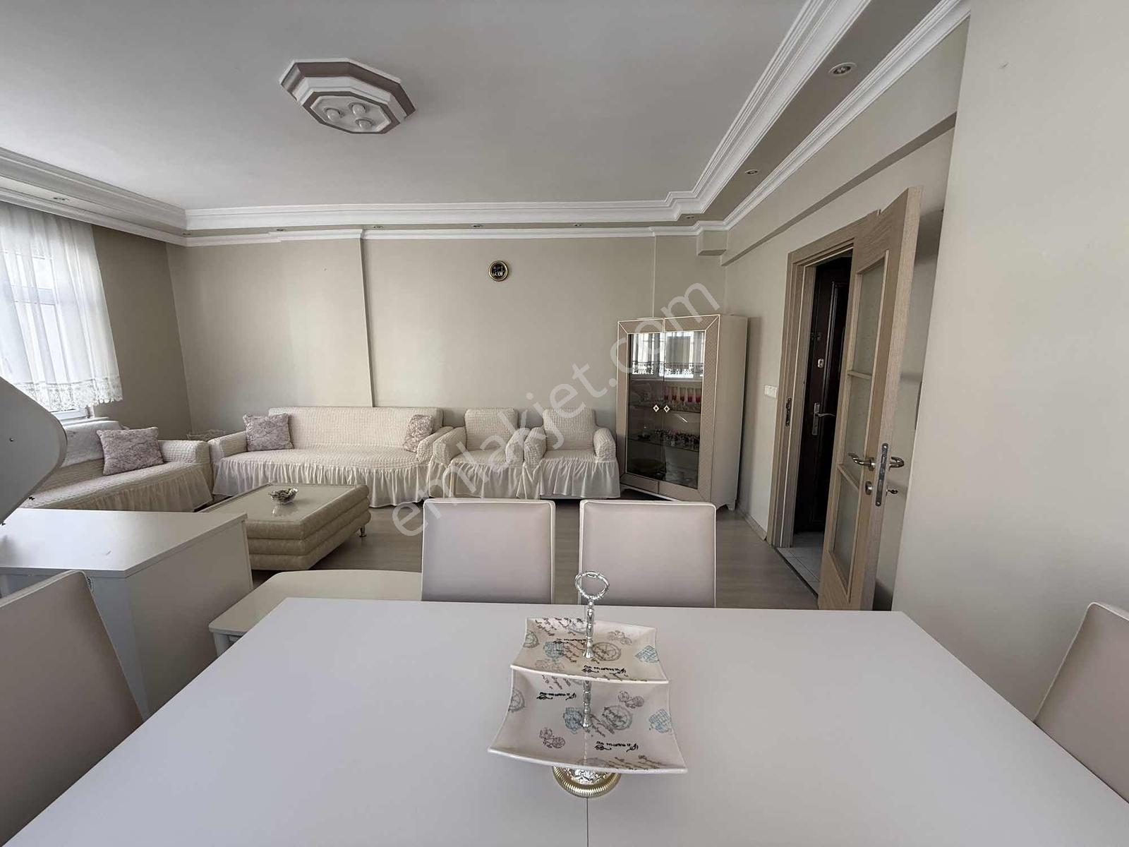 Esenyalı İstiklal Cad.yakını Full Eşyalı Net 90 M2 3+1 Daire - Görsel 6
