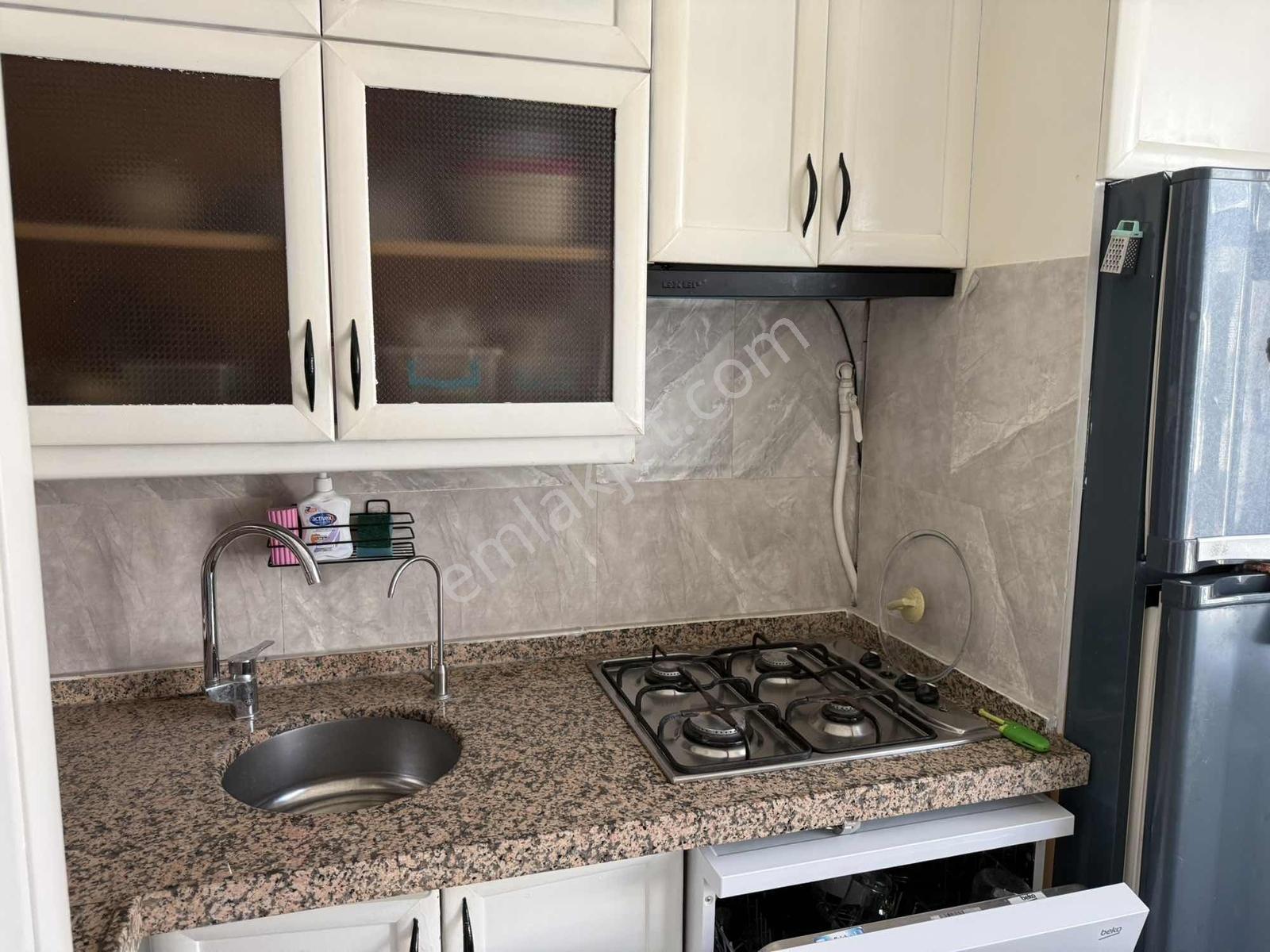 Esenyalı İstiklal Cad.yakını Full Eşyalı Net 90 M2 3+1 Daire - Görsel 18