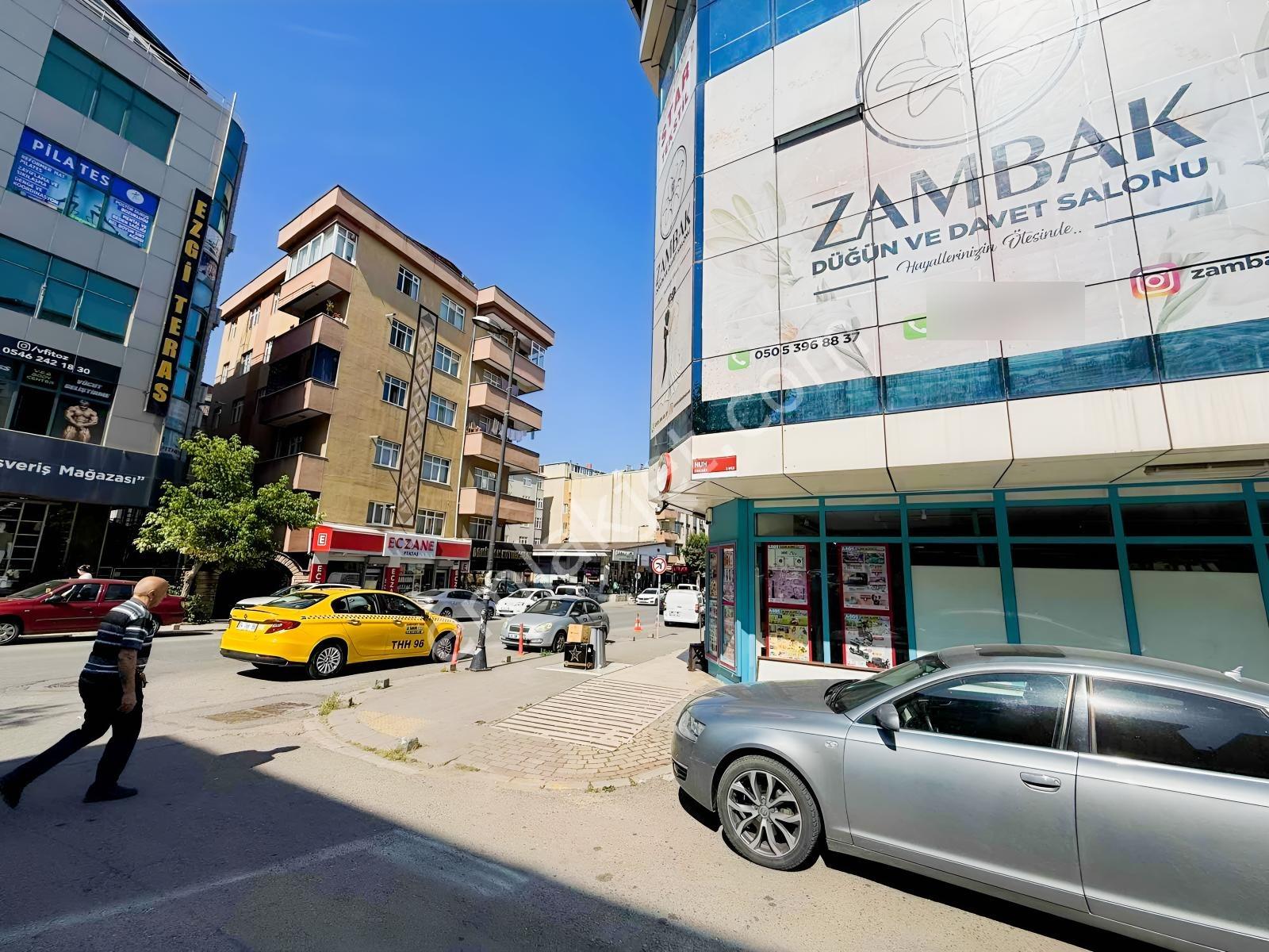 Esenyalı İstiklal Cad.yakını Full Eşyalı Net 90 M2 3+1 Daire - Görsel 4