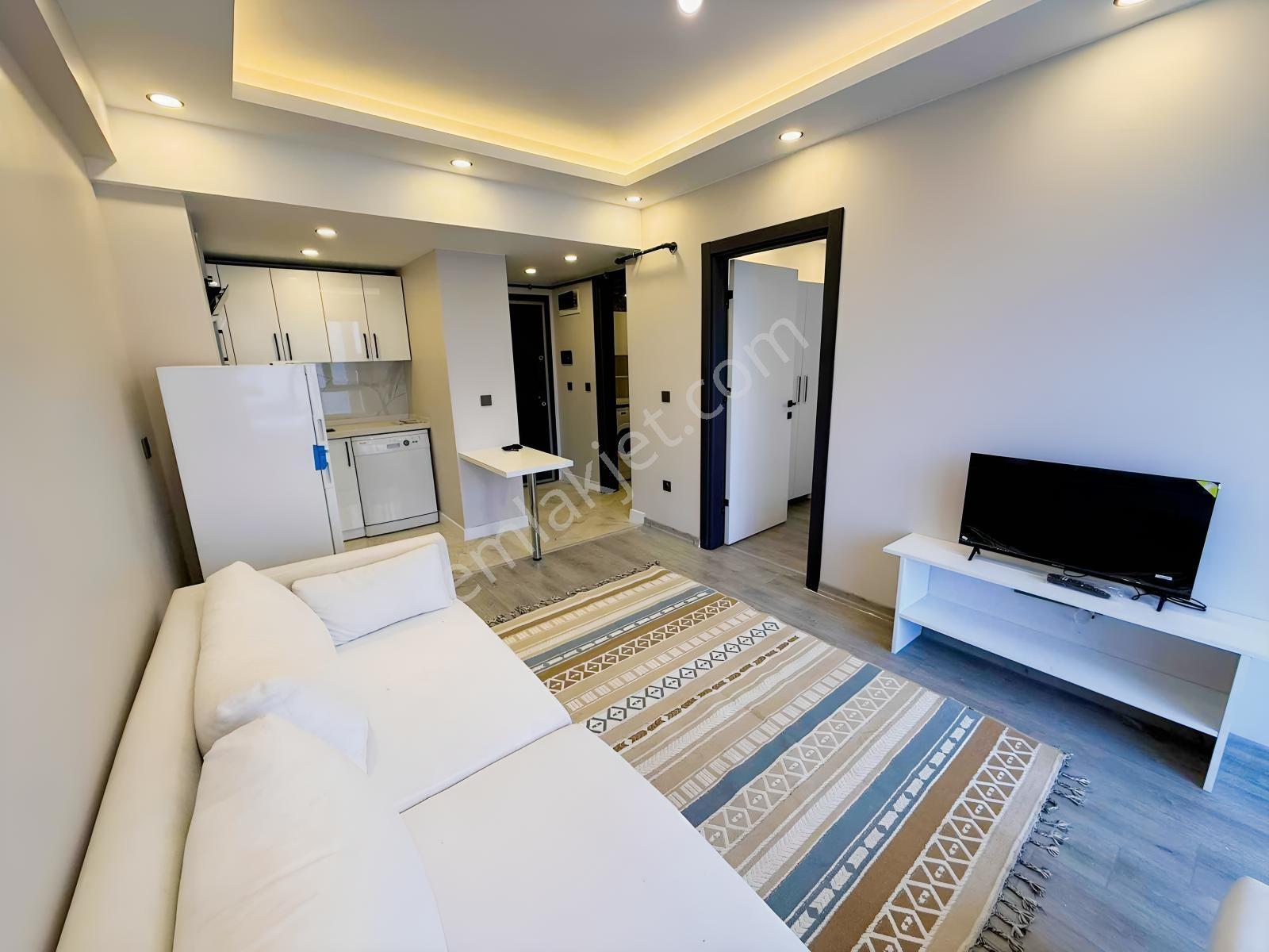 Onay 'dan Çerkezköy Tepe 'de Klima Havuz Eşyalı Modern 1+1 Daire - Görsel 6