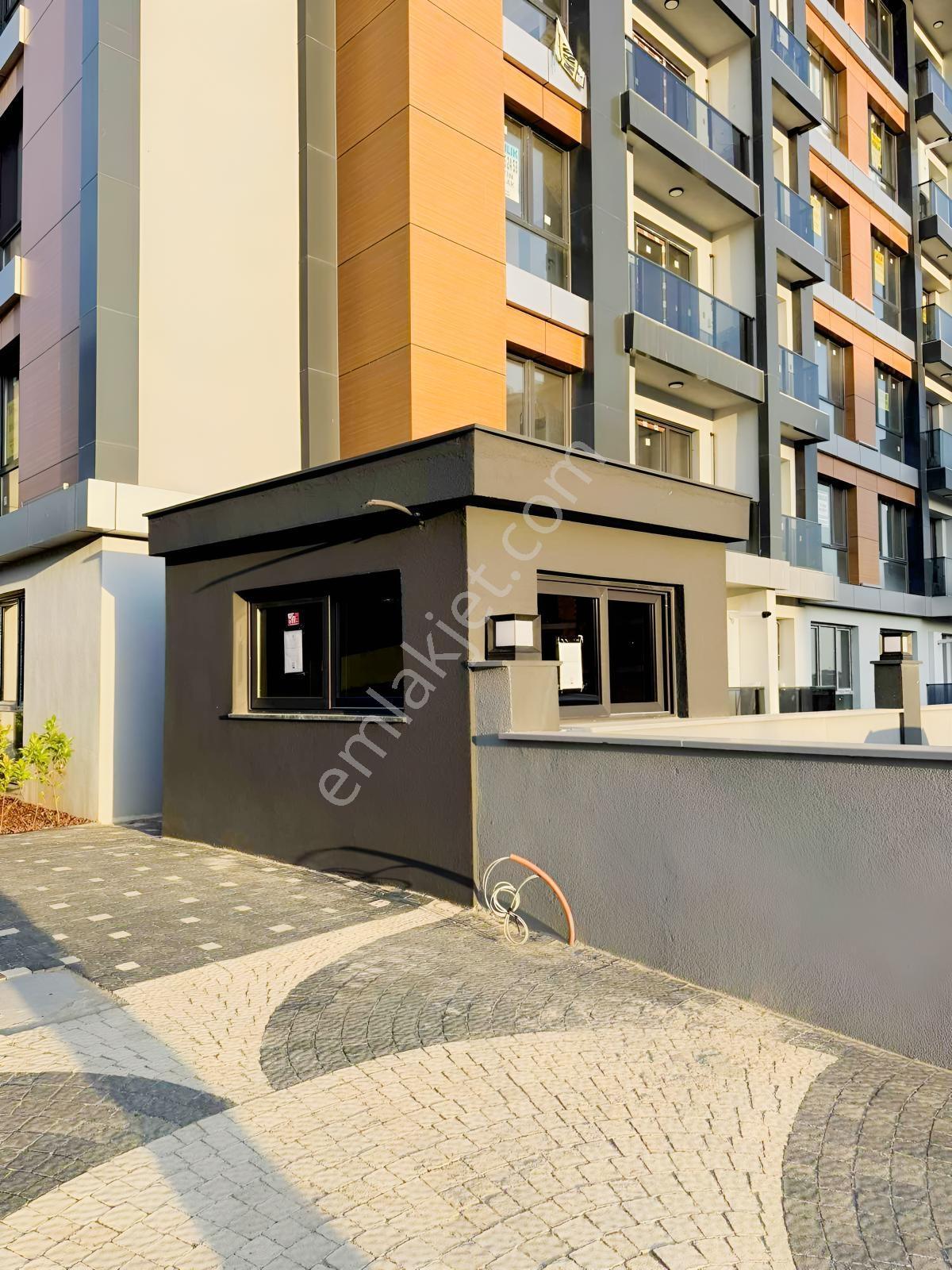 Onay 'dan Çerkezköy Tepe 'de Klima Havuz Eşyalı Modern 1+1 Daire - Görsel 20