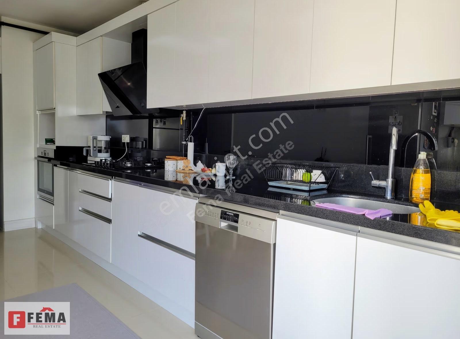 Üniversite Ve Hastaneye Yakın, Site İçerisinde Satılık 3+1 Daire - Görsel 32