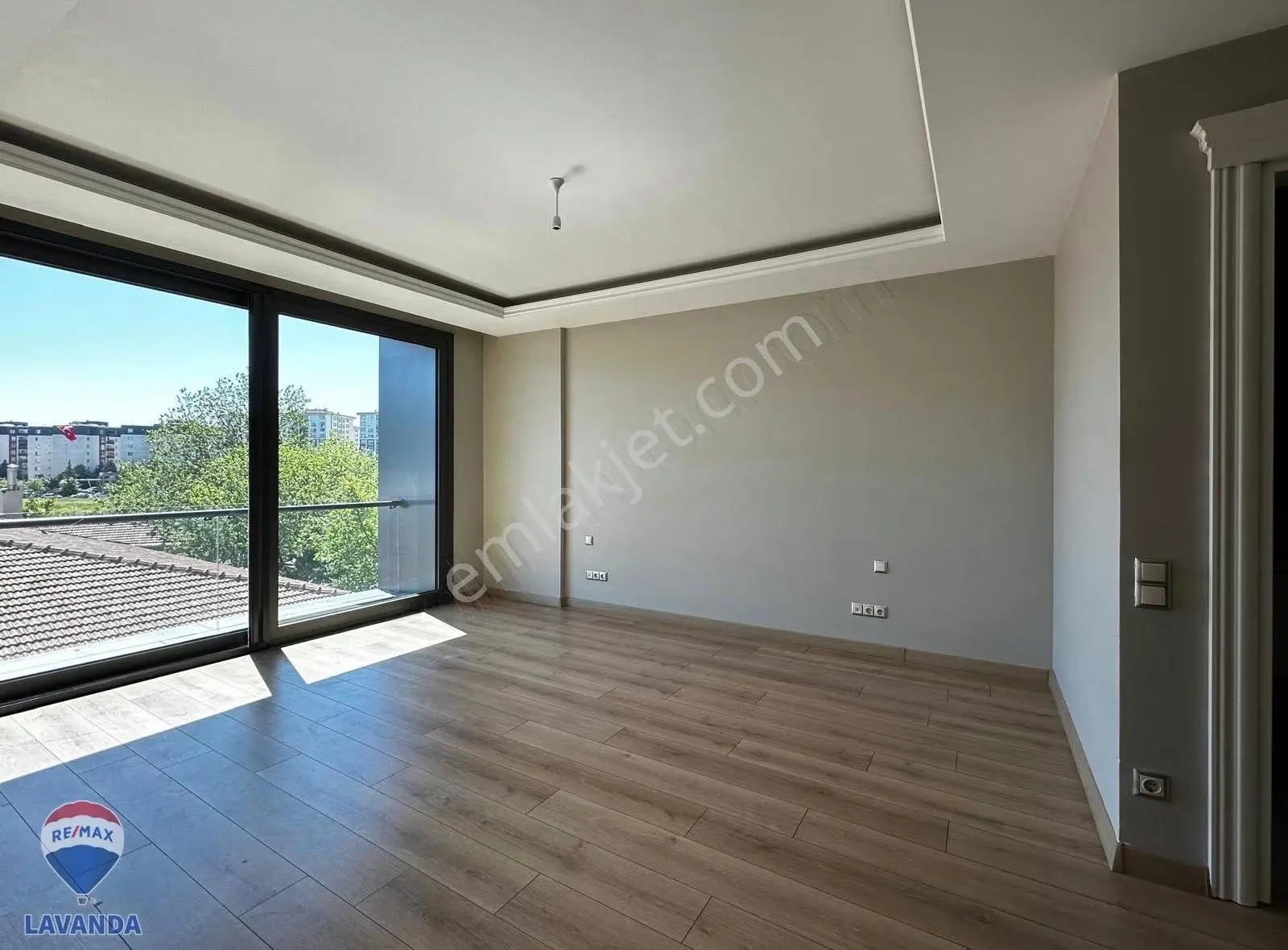 Remax Lavanda'dan Golden Lıfe Sitesi; 3,5+1 Havuz Cephe Satılık - Görsel 6
