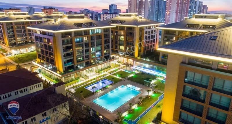 Remax Lavanda'dan Golden Lıfe Sitesi; 3,5+1 Havuz Cephe Satılık - Görsel 10