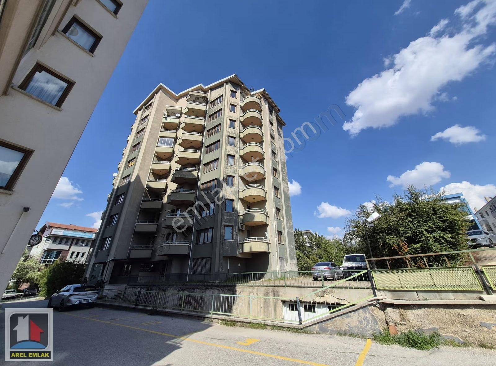 Arel'den Çetin Emeç Yakın 2.kat Çift Asansörlü Manzaralı Ofis3+1 - Görsel 29