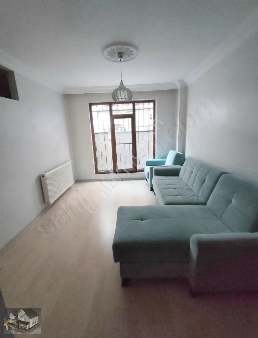 Kağıthane Harmantepede Satılık 2+1 Balkonlu Kot-1 Daire. - Görsel 3