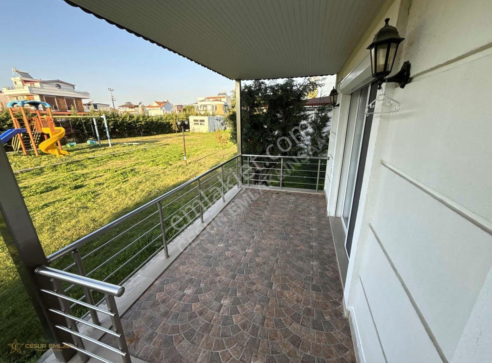 İzmir Dikili Palmiye Sitesinde Satılık 5+1 Villa - Görsel 13