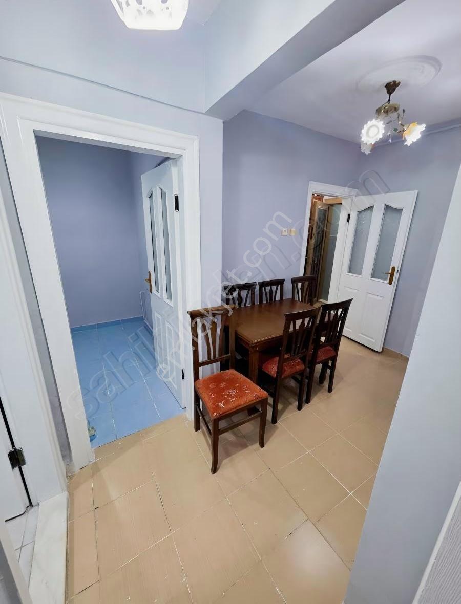 Üsküdar Merkez'de 2+1 Esyalı Icı Yenılenmıs Bahcelı Temız Daıre - Görsel 11