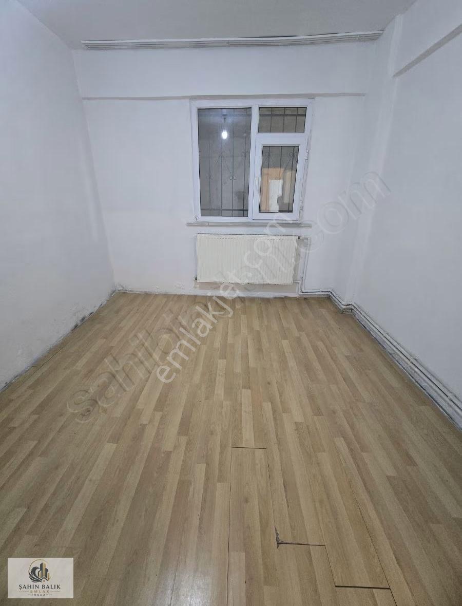Şahin İnşaat..2+1..bahçeli..85m2..bahçe Katı... - Görsel 3