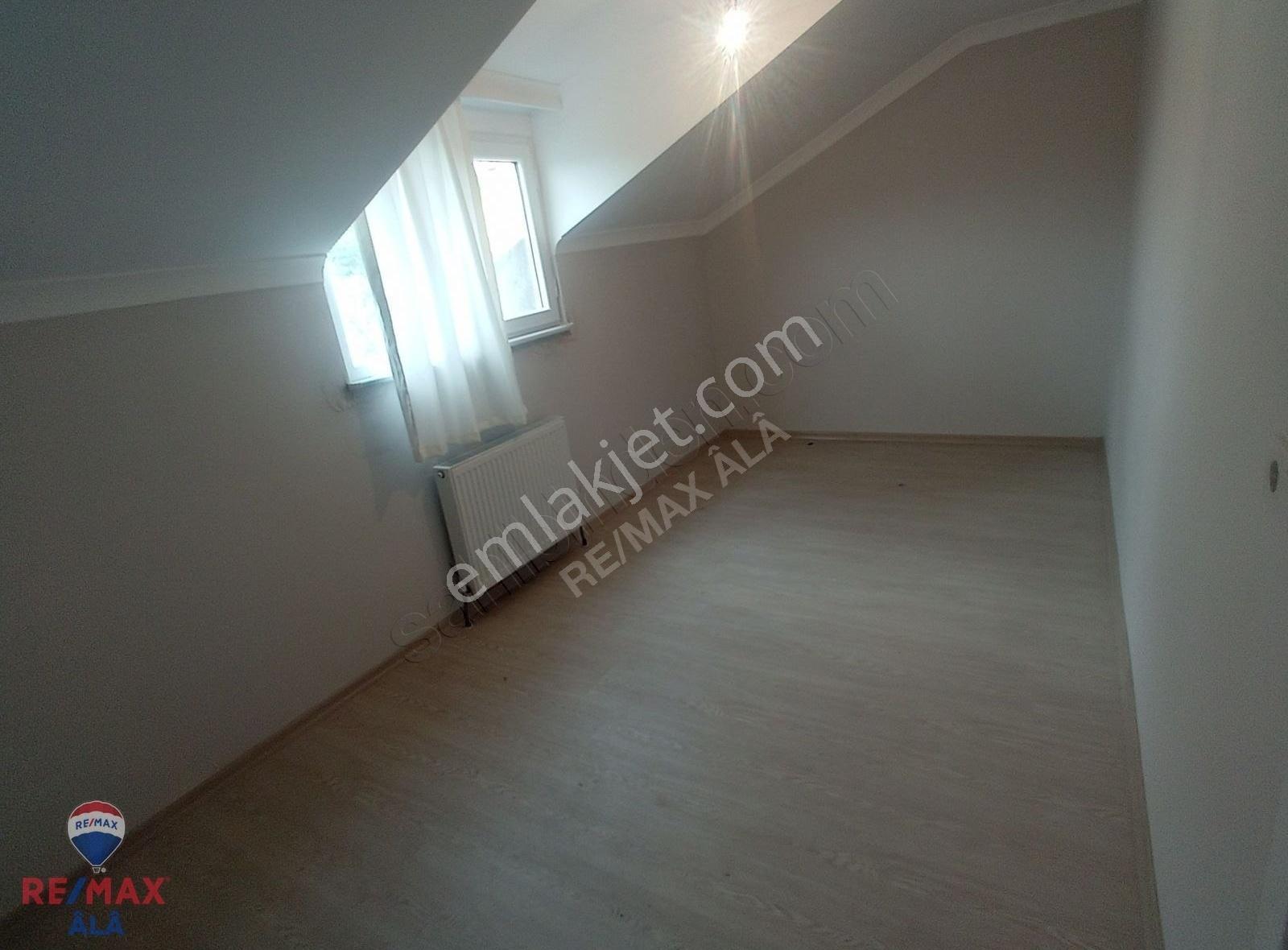 Remax Âlâ Gayrimenkul'den Arnavutköy'de Kiralık Daire - Görsel 12