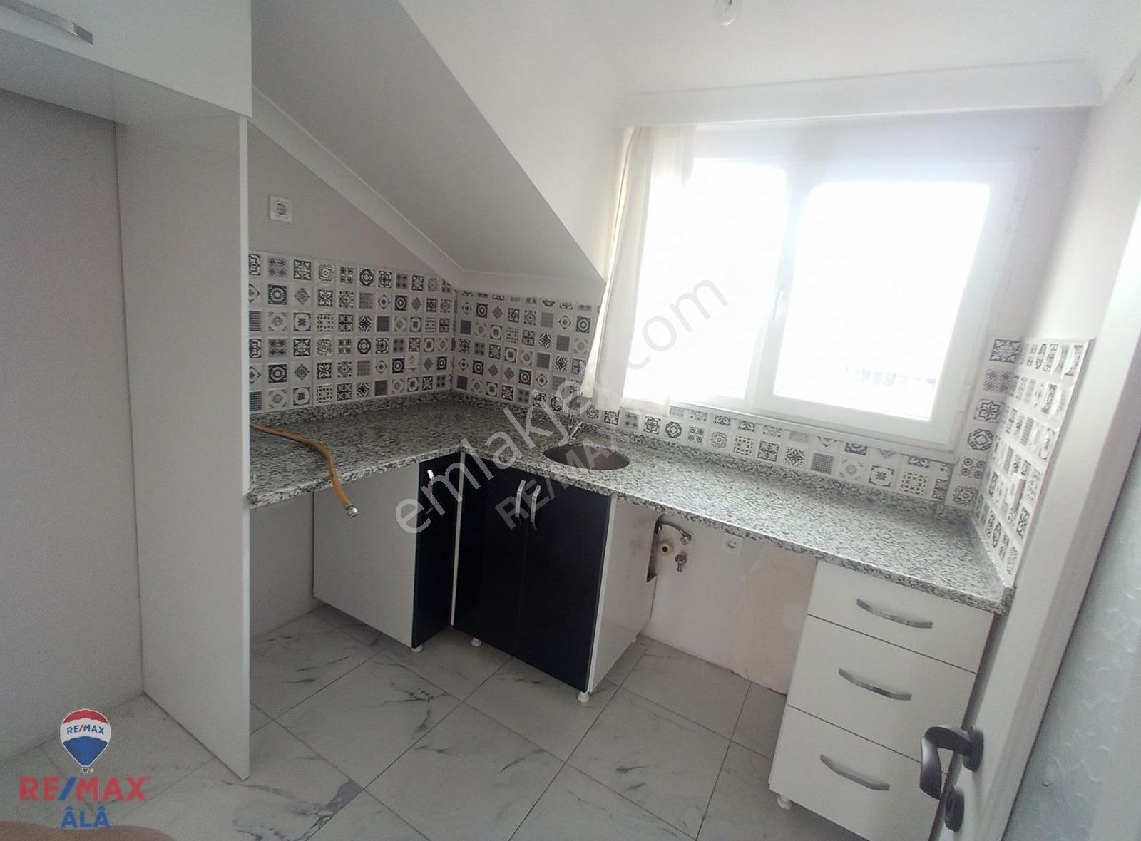 Remax Âlâ Gayrimenkul'den Arnavutköy'de Kiralık Daire - Görsel 4