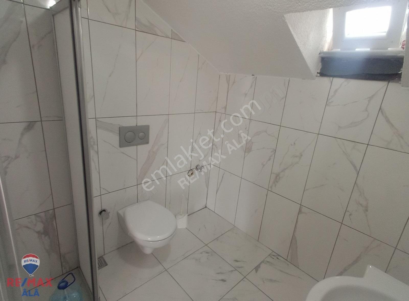 Remax Âlâ Gayrimenkul'den Arnavutköy'de Kiralık Daire - Görsel 16