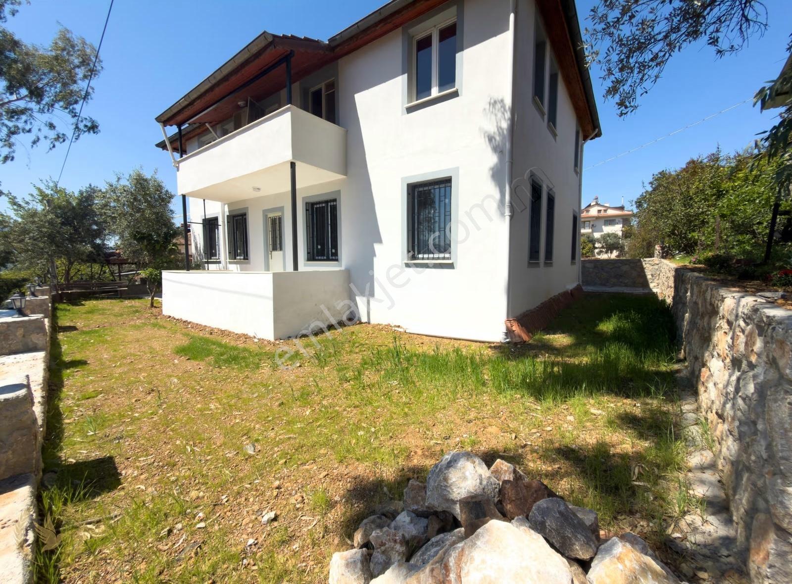 [karaçulha Mah. Müstakil Köşe Arsası 2adet 3+1 Eviyle Satılık] - Görsel 16