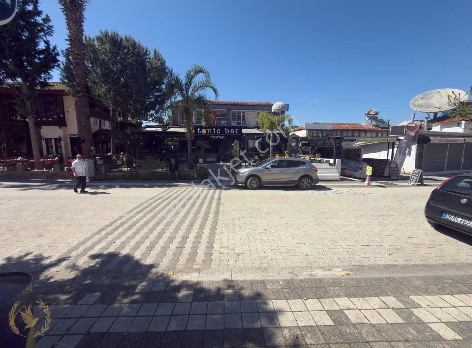 Hisarönü Barlar Sokağında 60m2 Yeni Dükkan - Görsel 18
