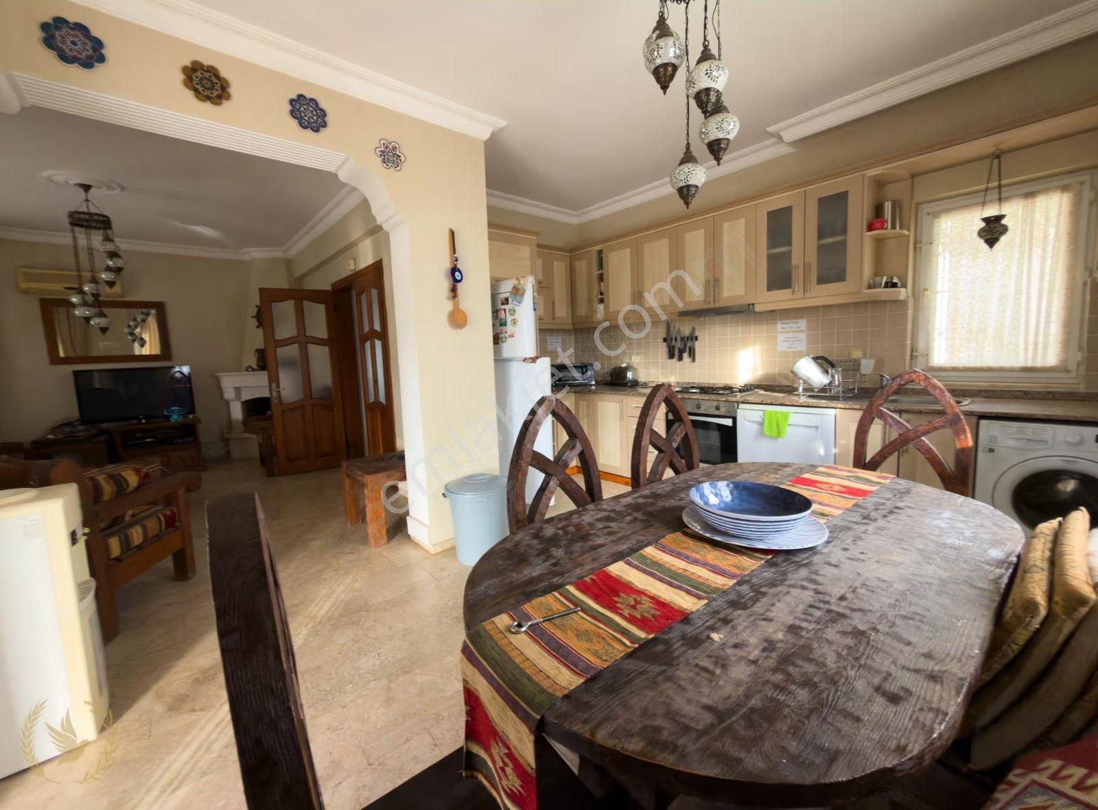 Ovacıkta 700m2 İçerisinde Eğlence Bodrumlu /6+1 Idev Villa 4 Kat - Görsel 6