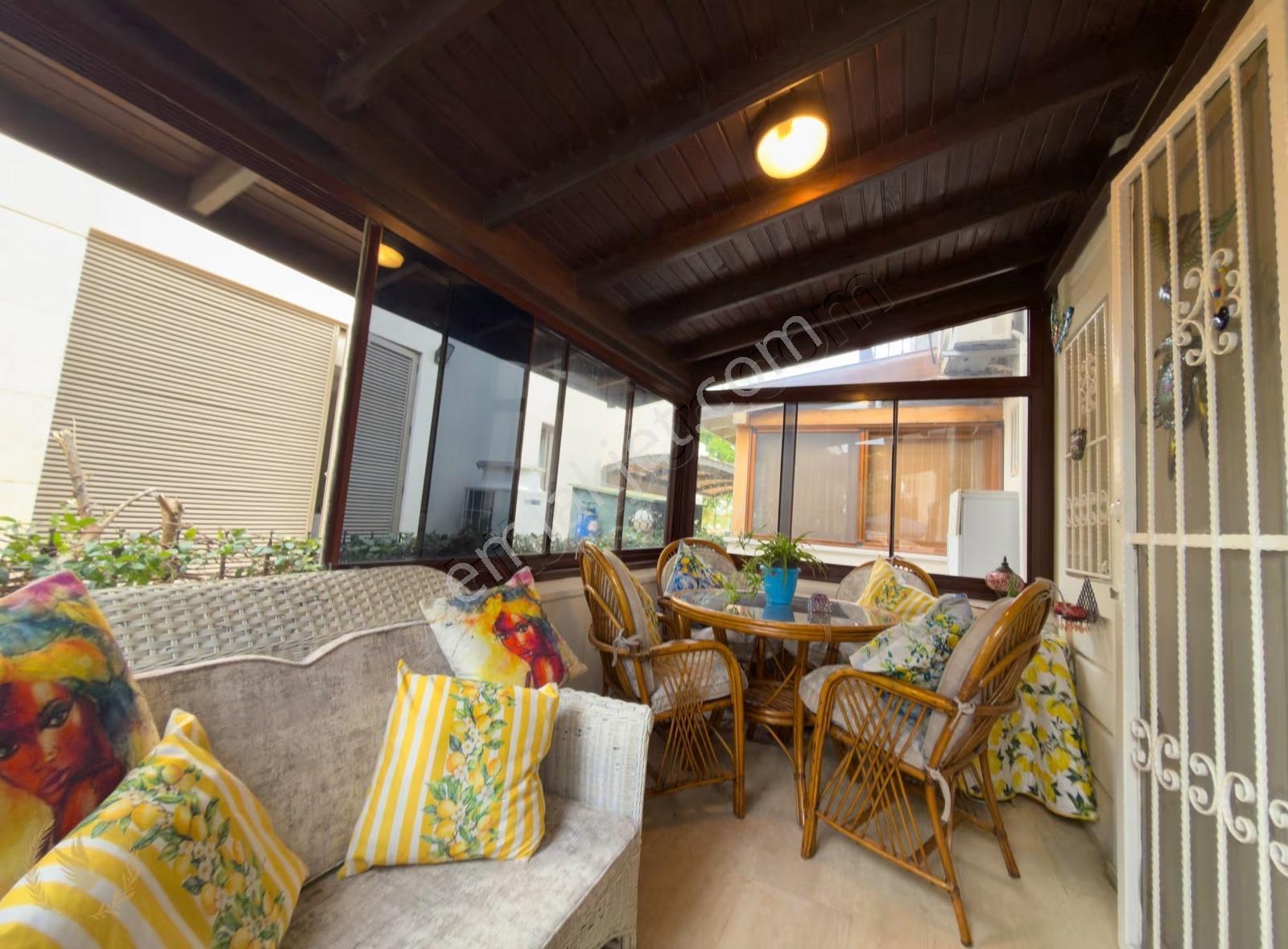 Fehiye Kordonda ,3+1 Site İçi Triplex Villa - Görsel 28