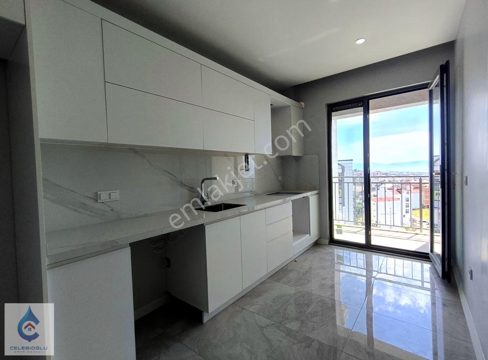 Çayırova Emek'te Yüksek Kredili 3+1-160 M2 Deniz Manzaralı Daire - Görsel 7