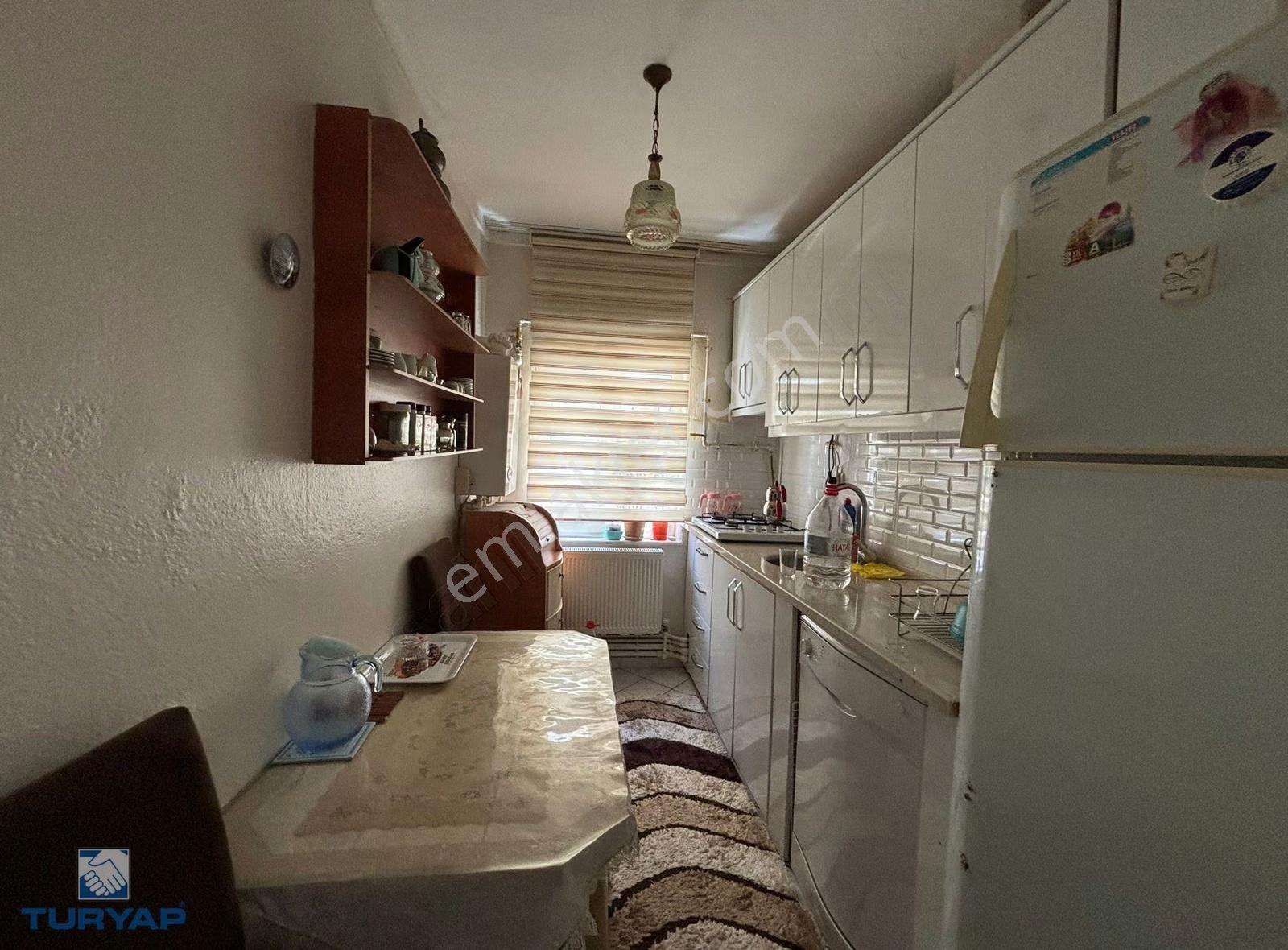 Biga Çarşı Merkez'de Satılık 2+1 Müstakil Ev - Görsel 17
