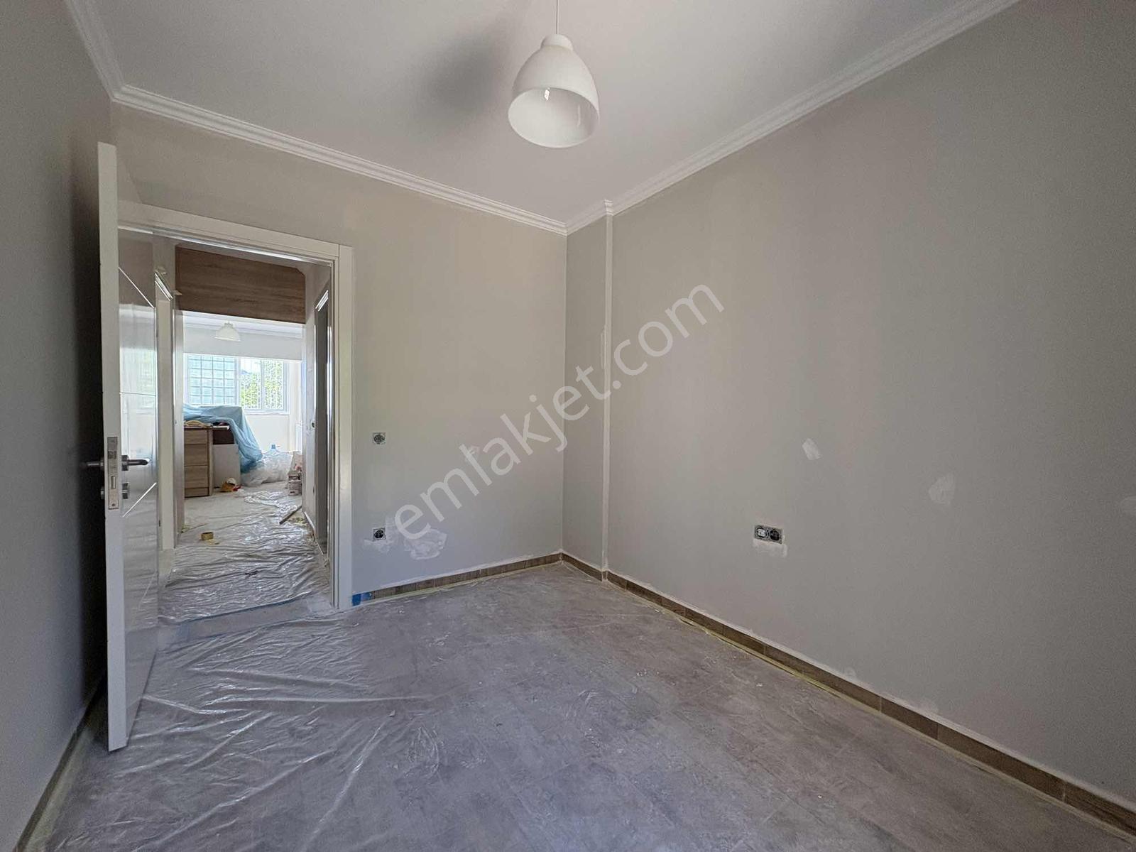 Ortakent'te Tamamen Yenilenmiş 2+1 Bahçe Katı Daire - Görsel 16