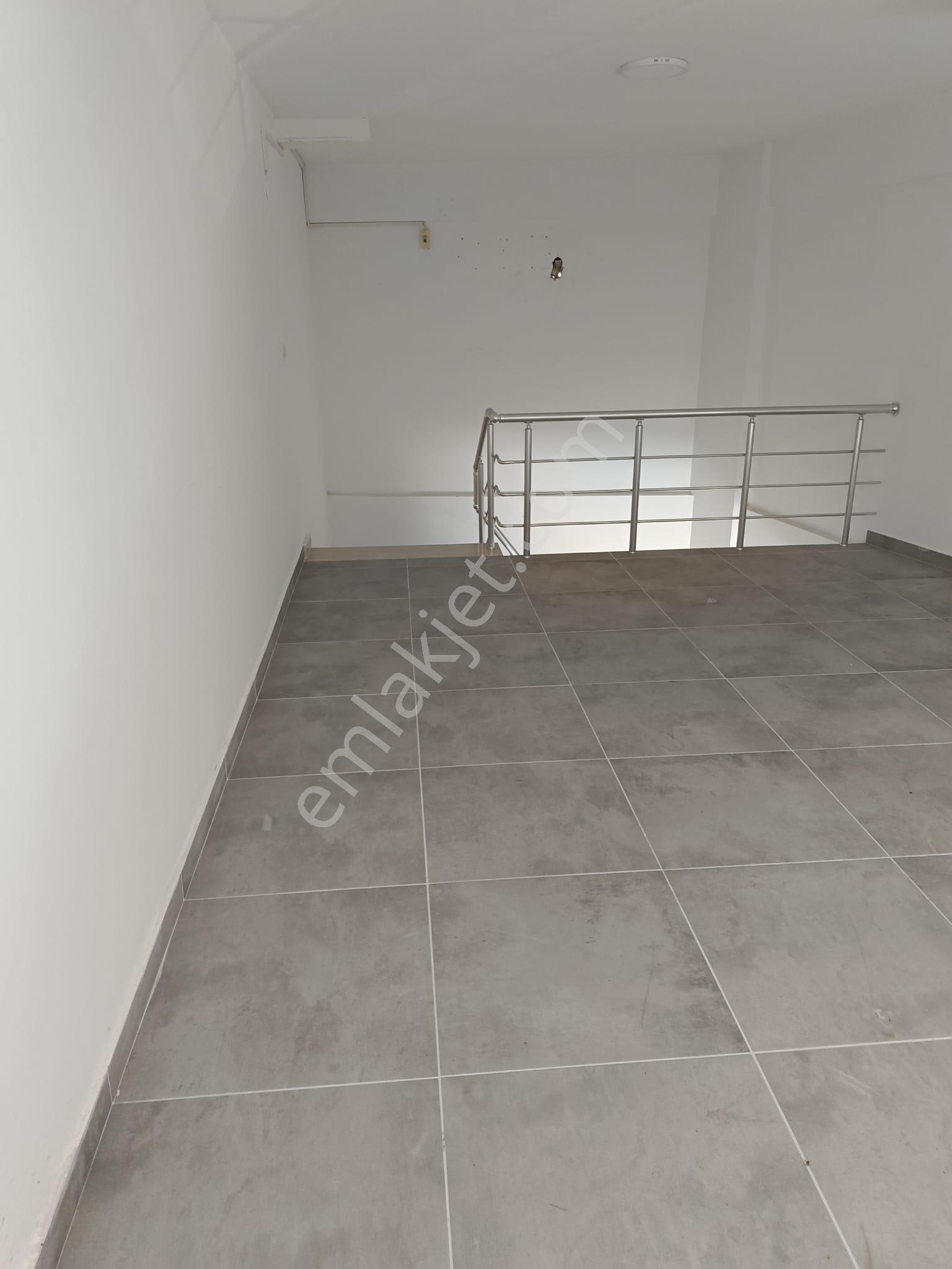 A.y.s. Gayrimenkul Dan Kiralık Dükkan 100 M2 - Görsel 4