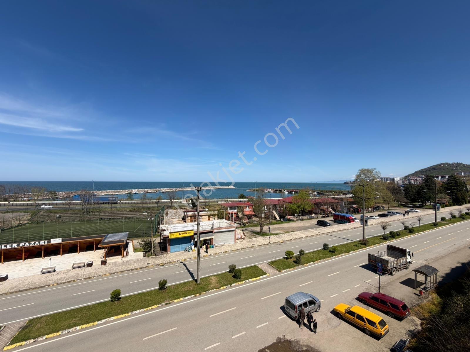 Delta'dan Piraziz Merkez'de Deniz Manzaralı 4+1 Satılık Daire! - Görsel 4