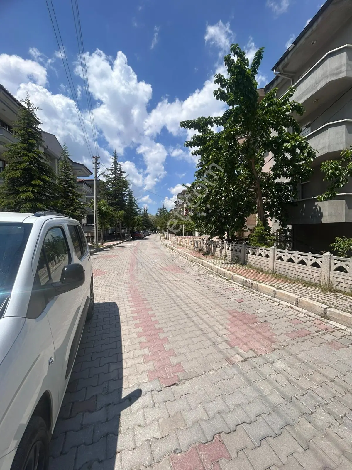 Afyon Üçok Emlaktan Esentepe Mah Kiralık 2+1 Temiz Bakımlı Daire - Görsel 3