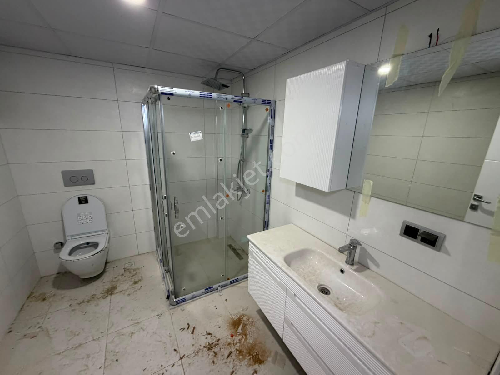 Aksu Mahallesi Stadıum Cadde Evleri'nde Kiralık 3+1 Lüks Daire - Görsel 24
