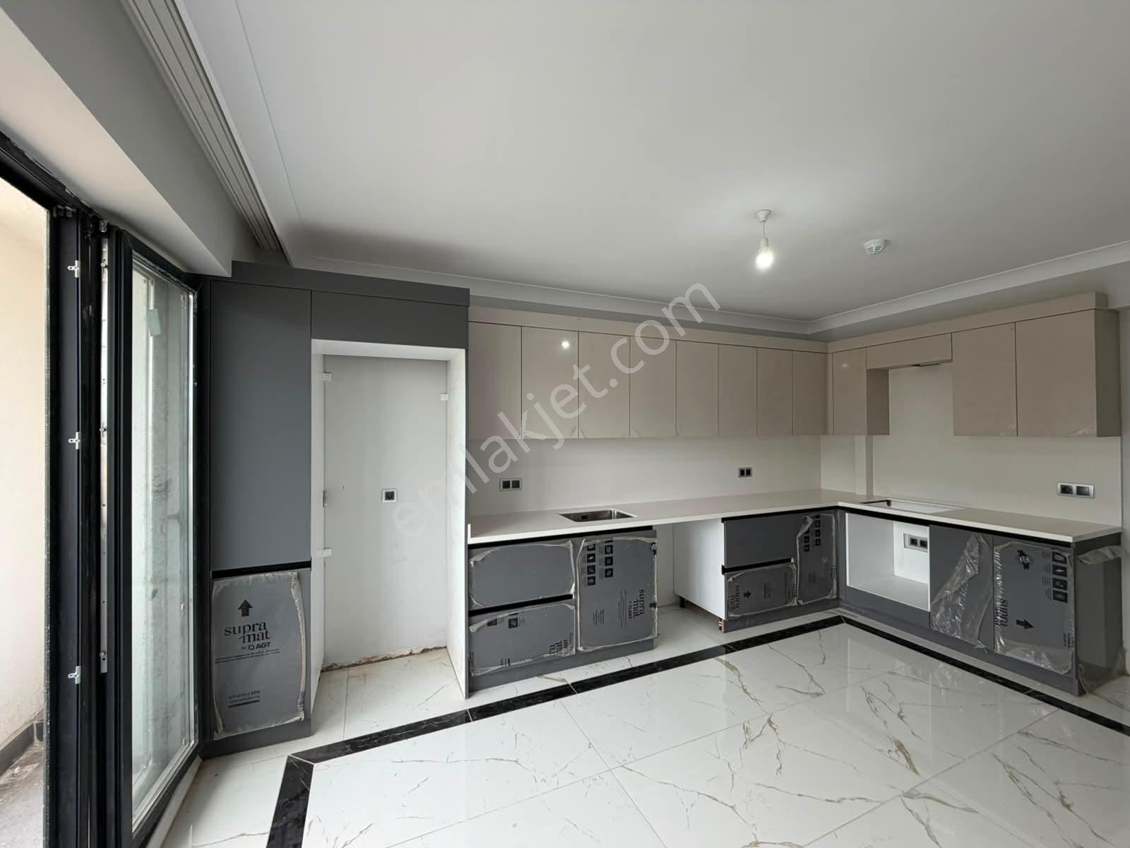 Aksu Mahallesi Stadıum Cadde Evleri'nde Kiralık 3+1 Lüks Daire - Görsel 6