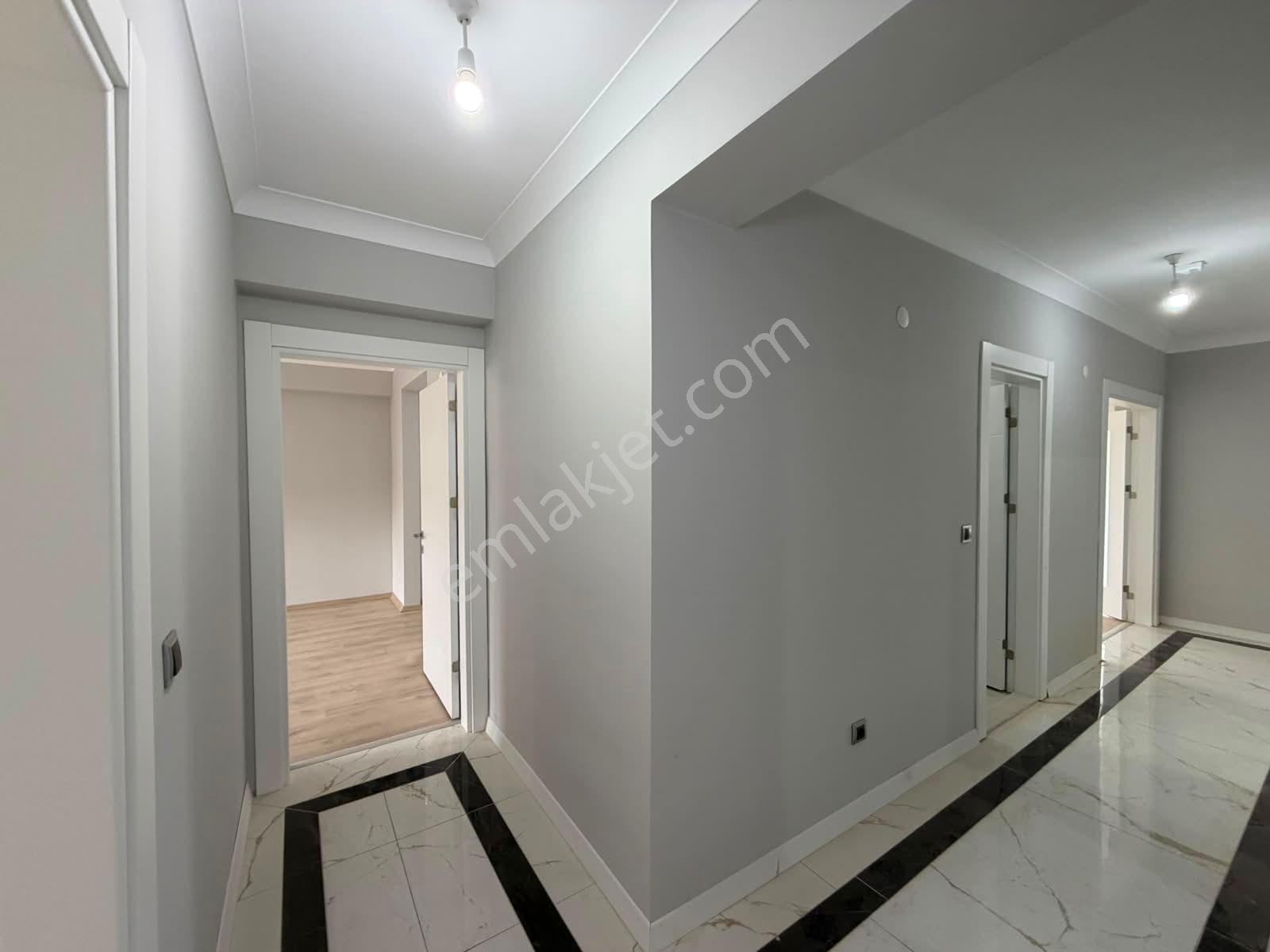 Aksu Mahallesi Stadıum Cadde Evleri'nde Kiralık 3+1 Lüks Daire - Görsel 26