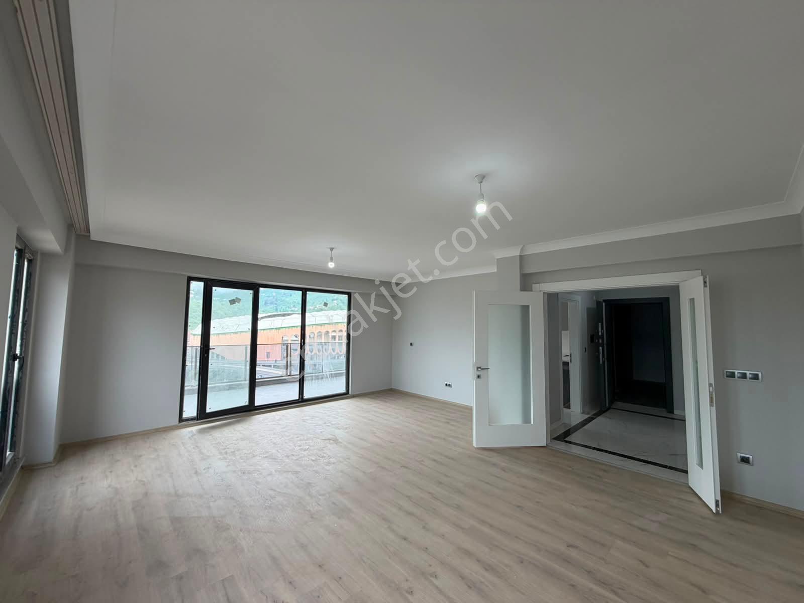 Aksu Mahallesi Stadıum Cadde Evleri'nde Kiralık 3+1 Lüks Daire - Görsel 27