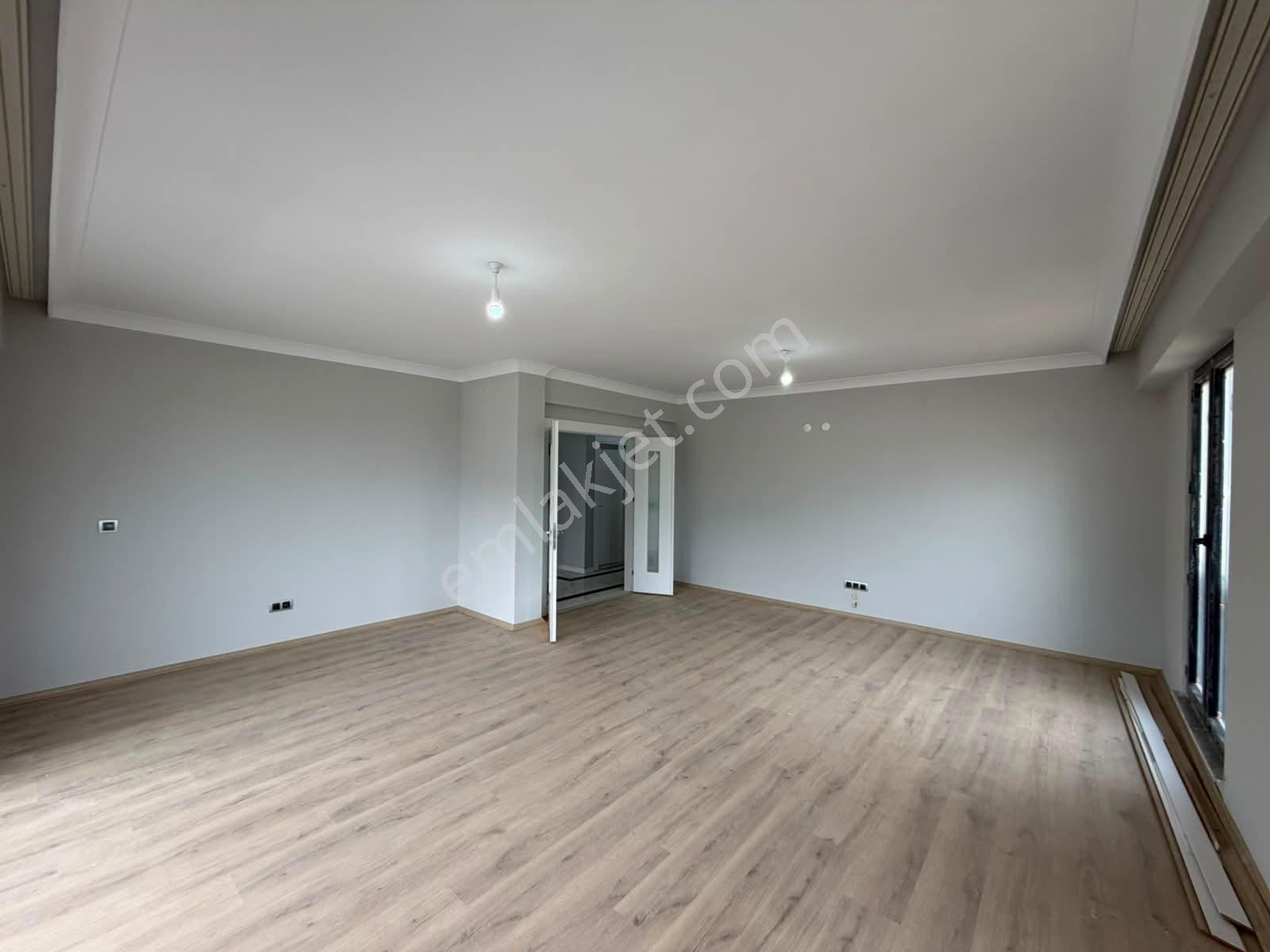 Aksu Mahallesi Stadıum Cadde Evleri'nde Kiralık 3+1 Lüks Daire - Görsel 28