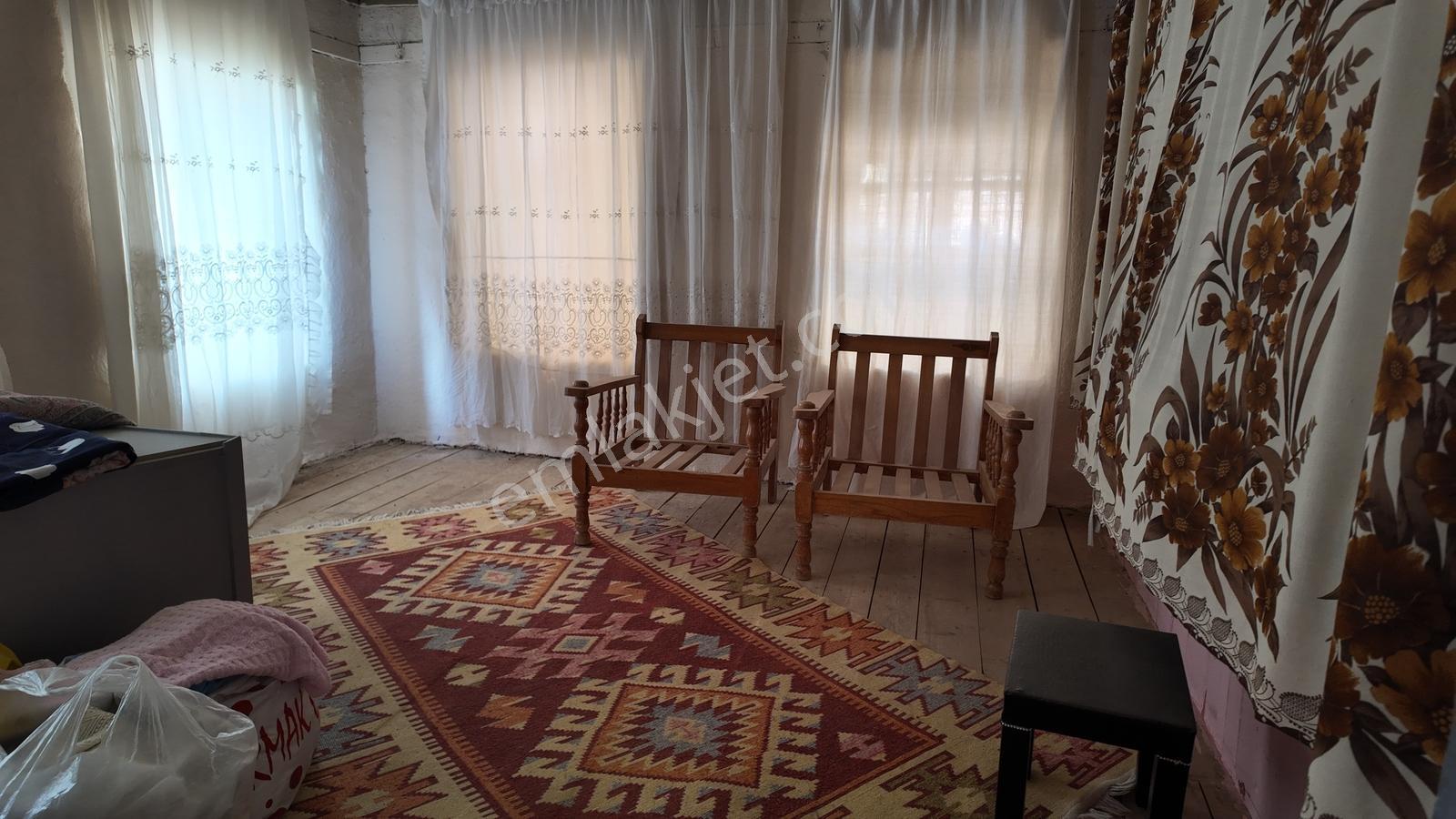 Aydın Efeler Gödrenli Köyünde Satılık Kagir Ev Ve Arsası - Görsel 13