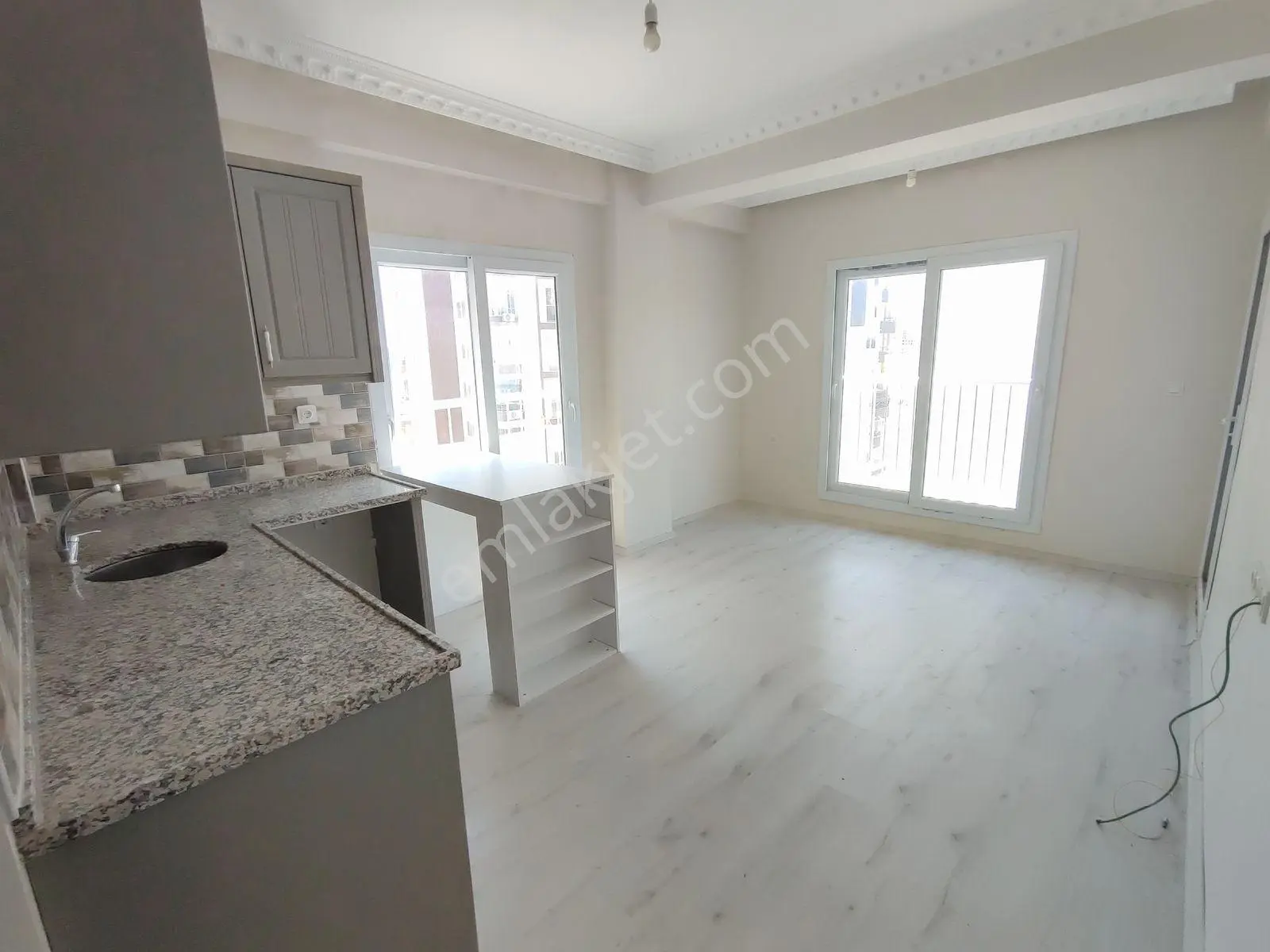 Sarıçam Gültepede 3 Cepheli 1+1 Kiralık Daire - Görsel 3