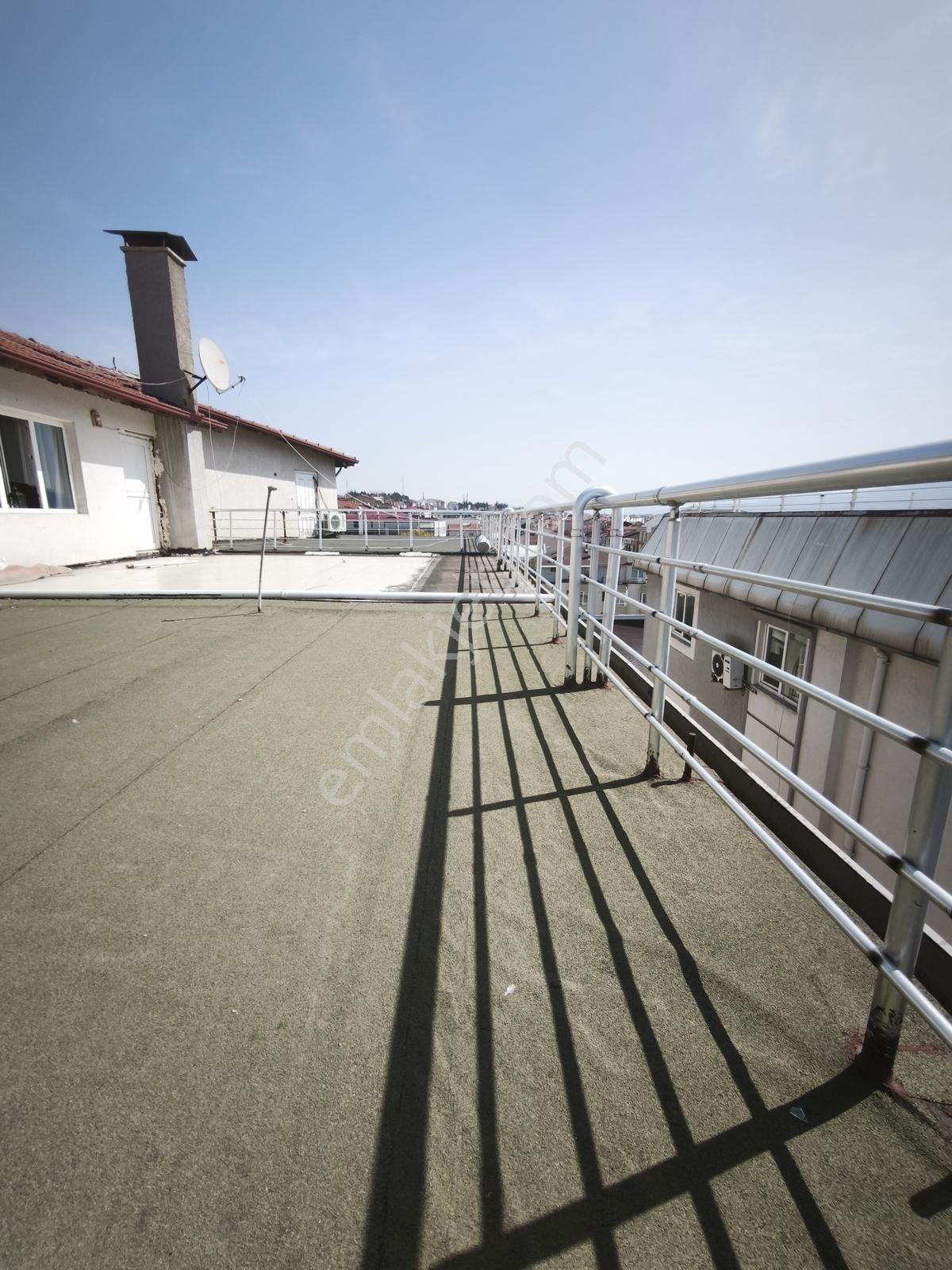 Bolunun Kalbinde Çift Teraslı İşyerine De Uygun Dubleks Daire - Görsel 21