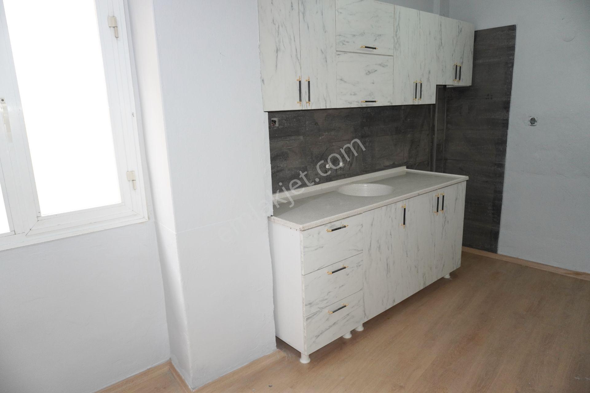 Orgeneral Nafiz Gürman Mahallesi Kiralık 2+1 Çiğli Serkan Dan