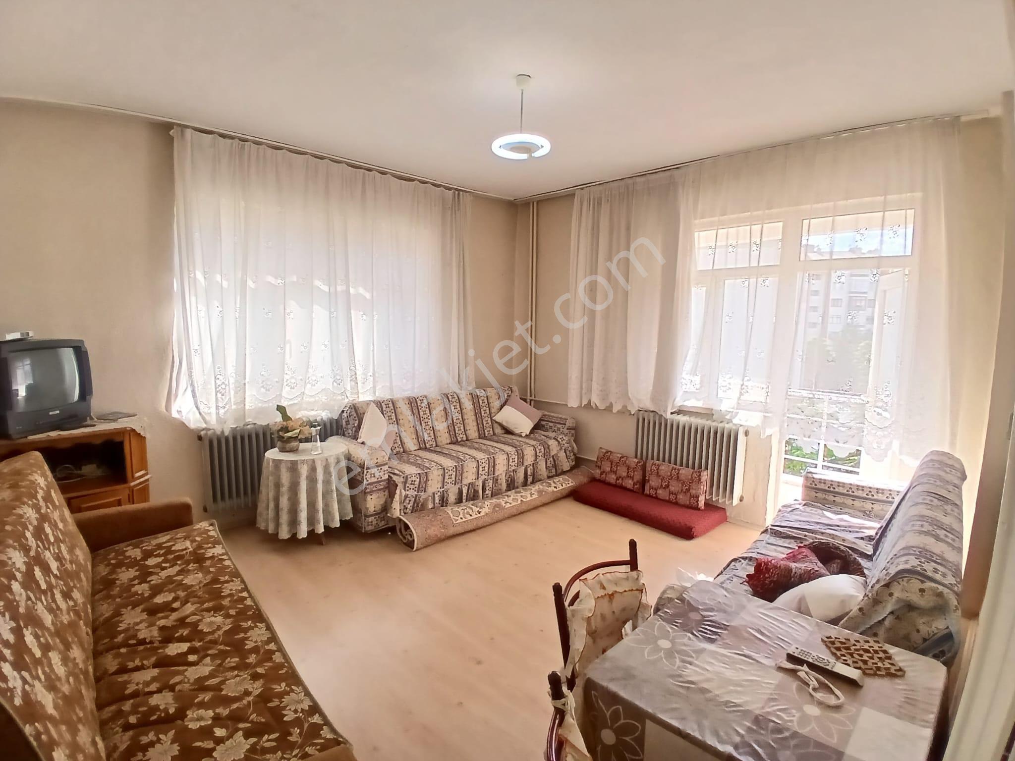 Akçay Emlak'tan Akşehir Yarenler Mahallesi Son Durak Yanında Ara Kat Satılık 2+1 Daire - Görsel 16