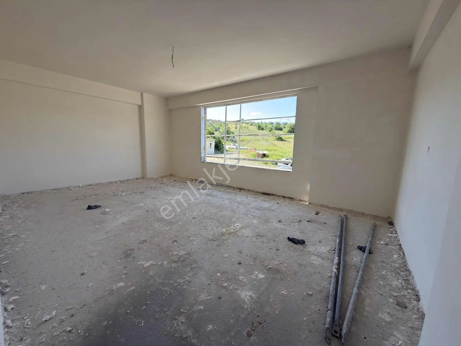 Venn 08 İzmir Yolu Üzeri 165 M2