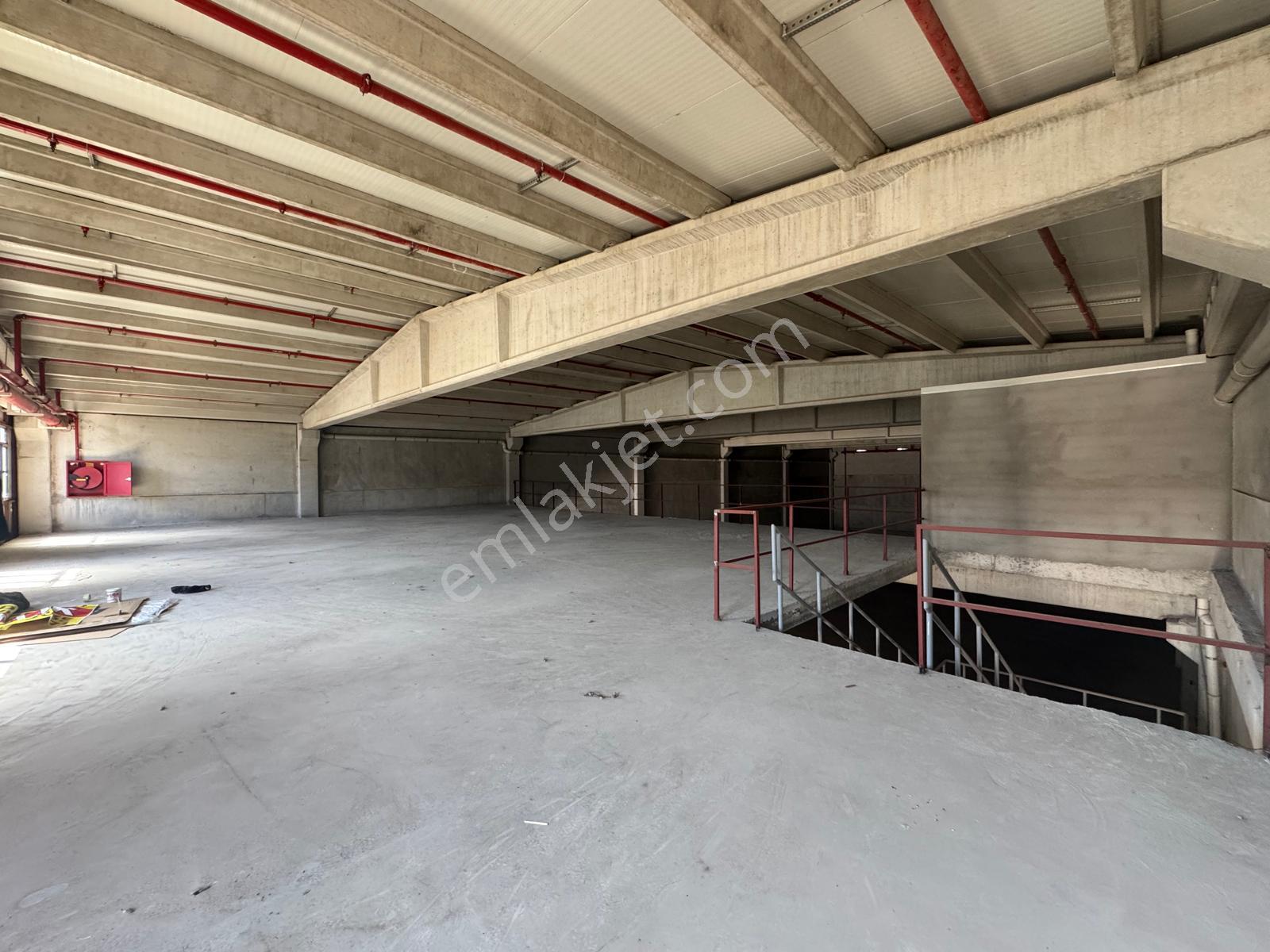 Busem Gıdacılarda Kiralık 1,300 Mt Depo - Görsel 13