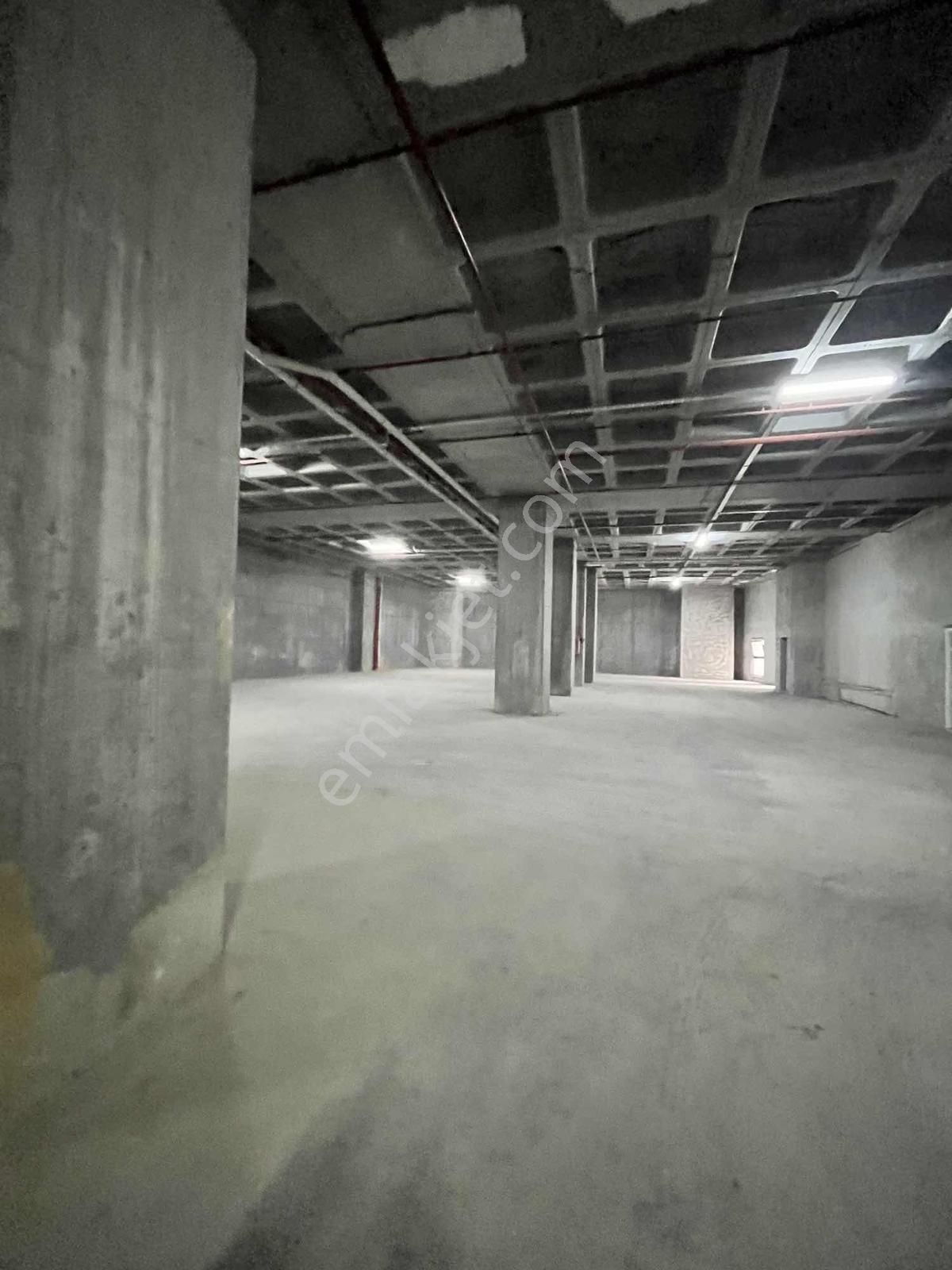 İkitelli Osb Kiralık 2300 M2 İmalathane - Görsel 9
