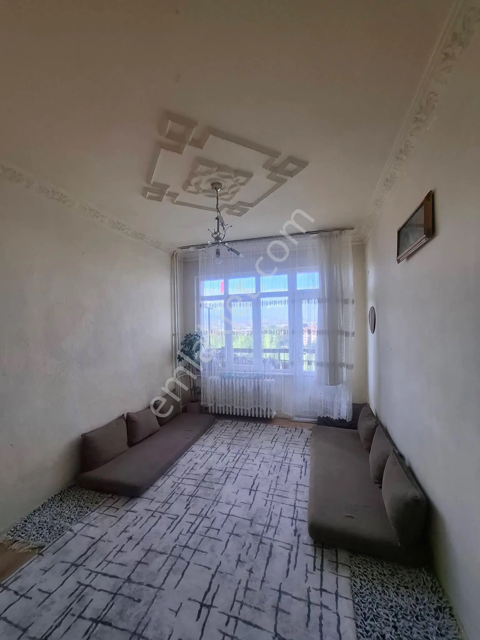 Fetih Caddesi Cepheli İl Jandarma Karşısı Makul Fiyatlı Ara Kat 3+1 Daire - Görsel 4