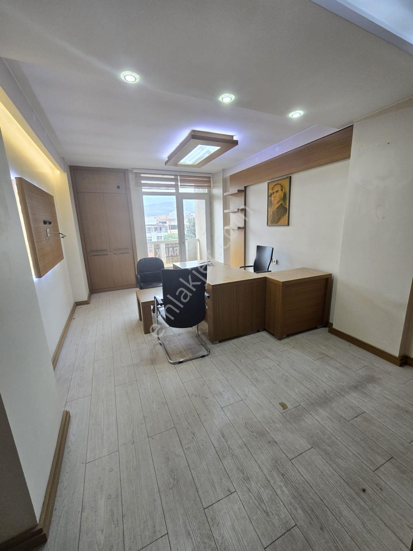 Kiralık Sevgiyolunda 50 M2 Balkonlu Eşyalı Ofis - Görsel 2